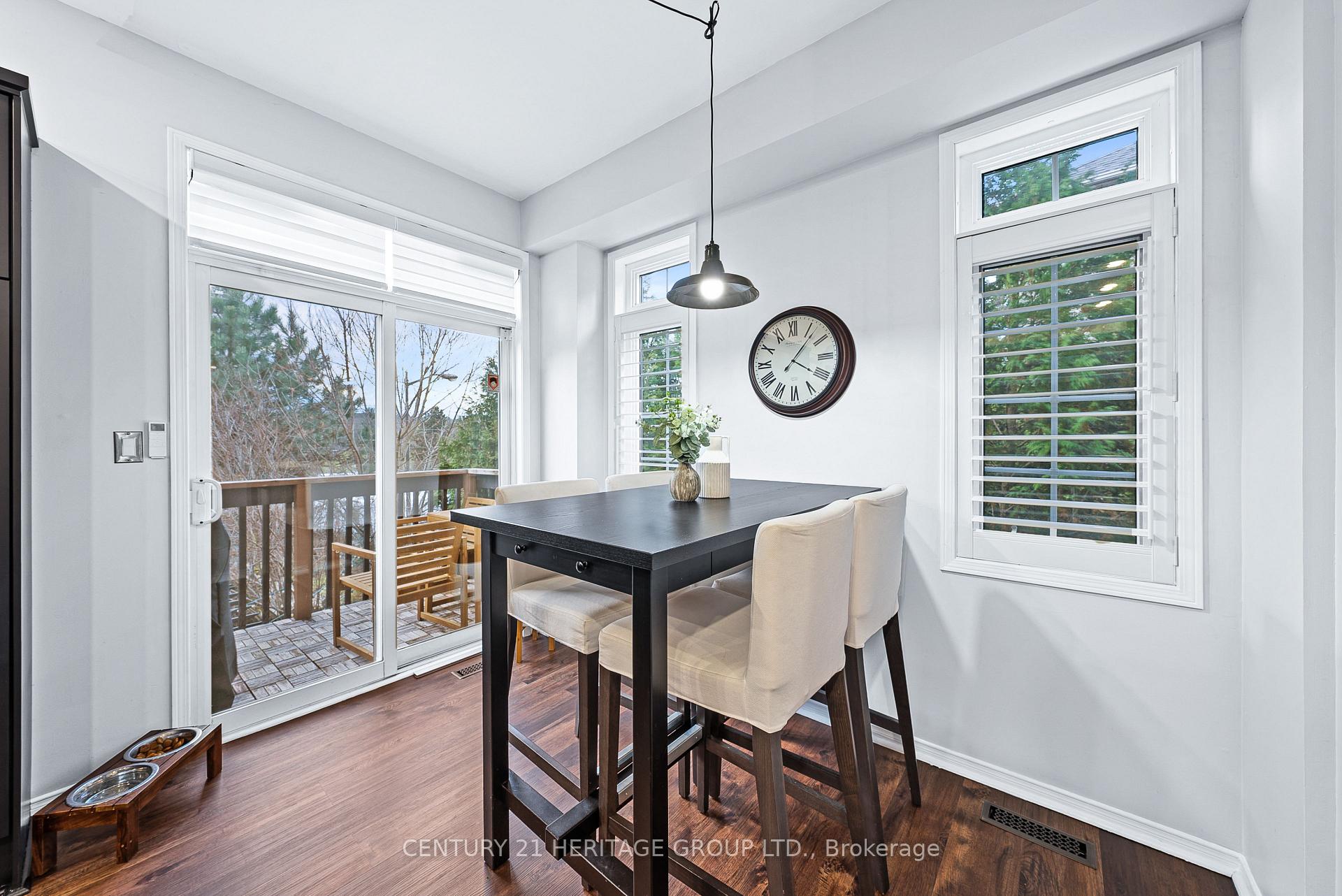 Photo 9 of 44 Burgon Place, Aurora, Aurora Village — HOMEH