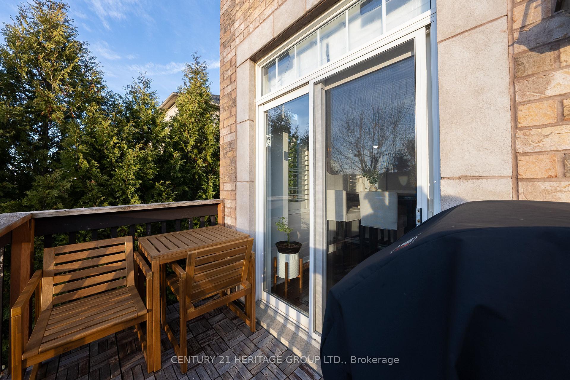 Photo 11 of 44 Burgon Place, Aurora, Aurora Village — HOMEH