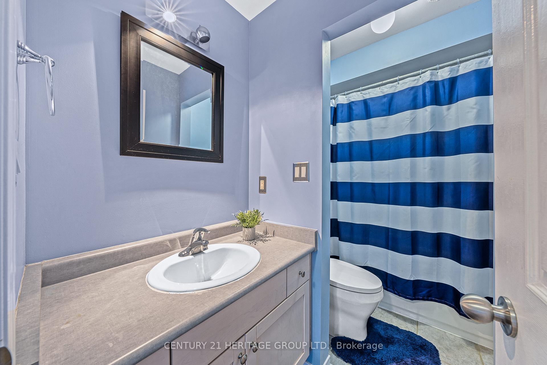 Photo 25 of 44 Burgon Place, Aurora, Aurora Village — HOMEH