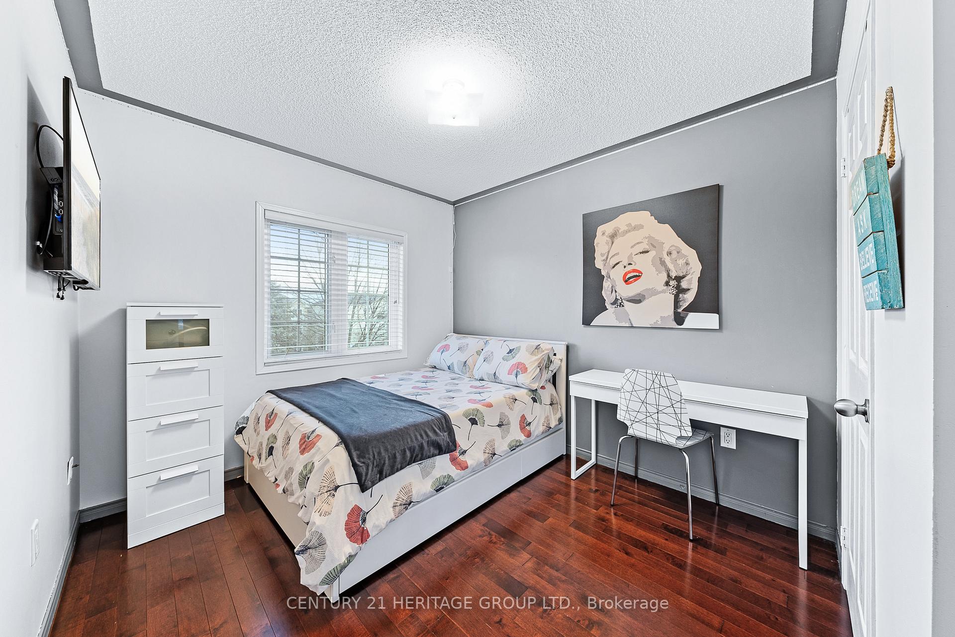 Photo 28 of 44 Burgon Place, Aurora, Aurora Village — HOMEH