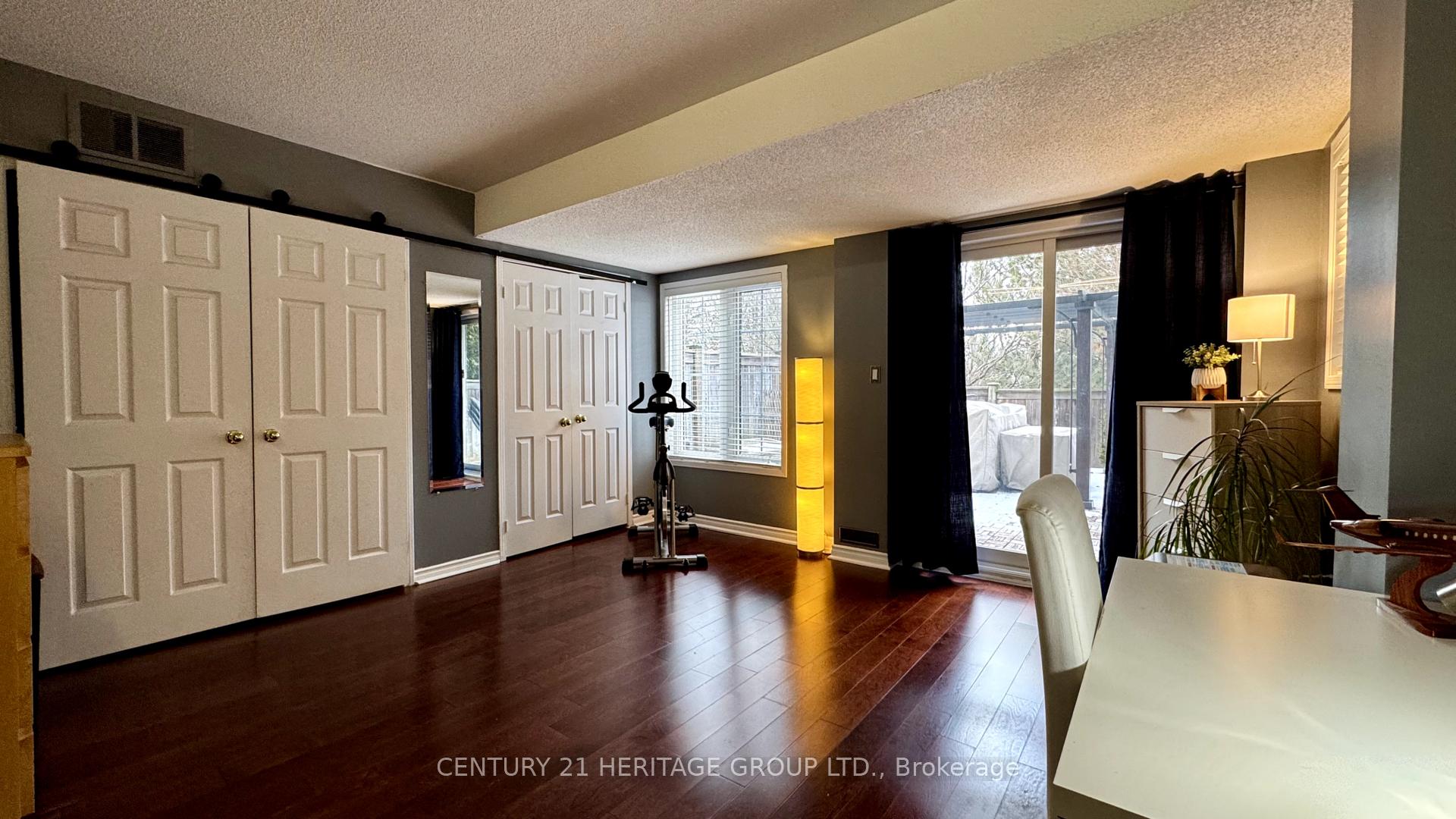 Photo 31 of 44 Burgon Place, Aurora, Aurora Village — HOMEH