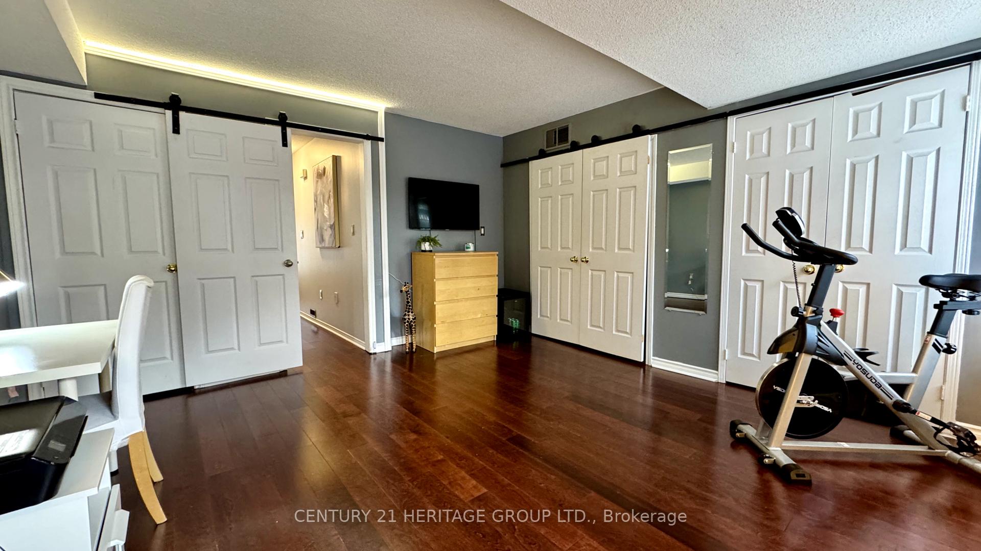 Photo 32 of 44 Burgon Place, Aurora, Aurora Village — HOMEH