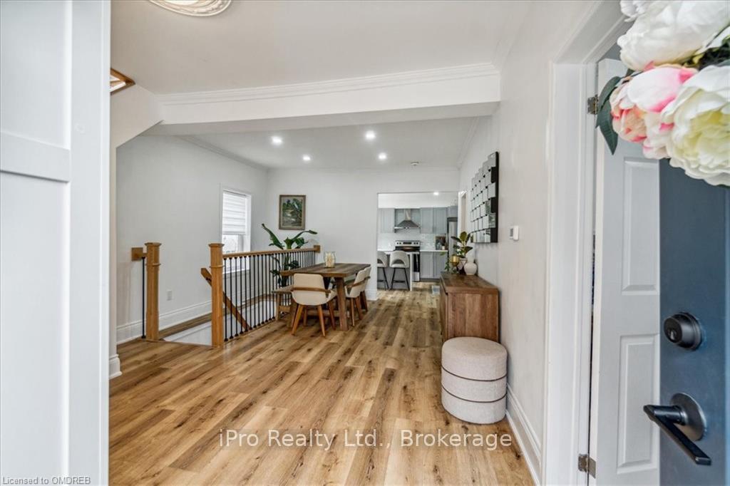 Photo 3 of 491 Ferguson Avenue N, Hamilton, North End — HOMEH
