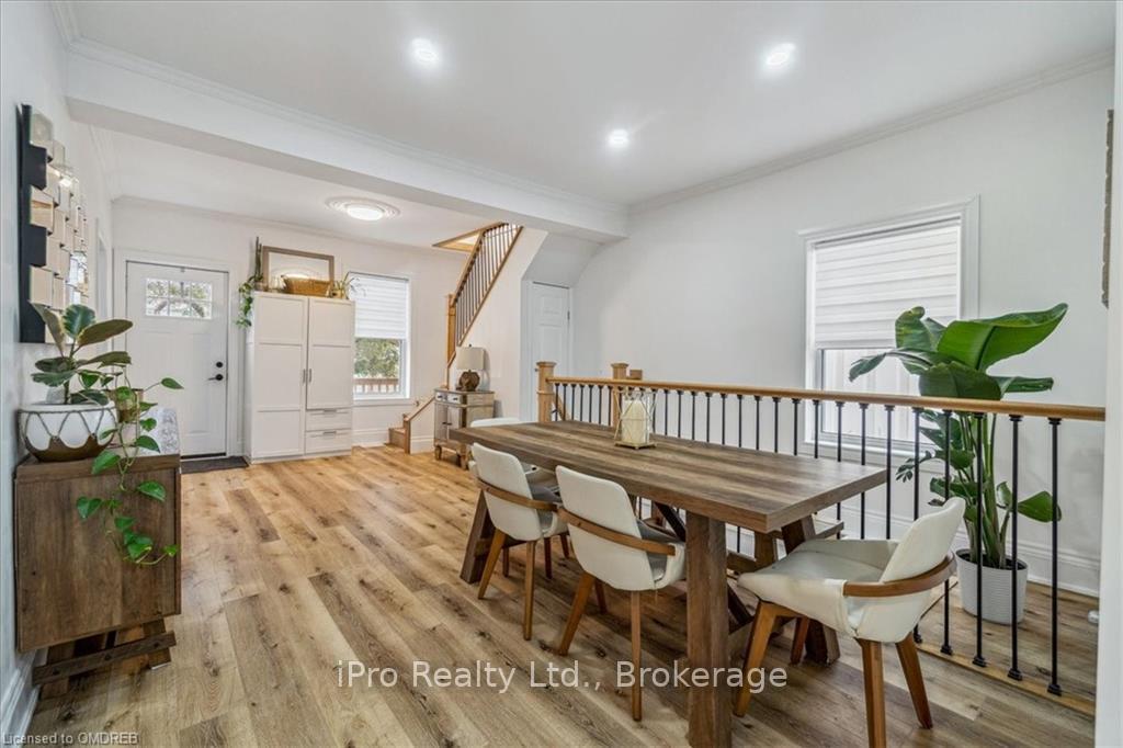 Photo 4 of 491 Ferguson Avenue N, Hamilton, North End — HOMEH