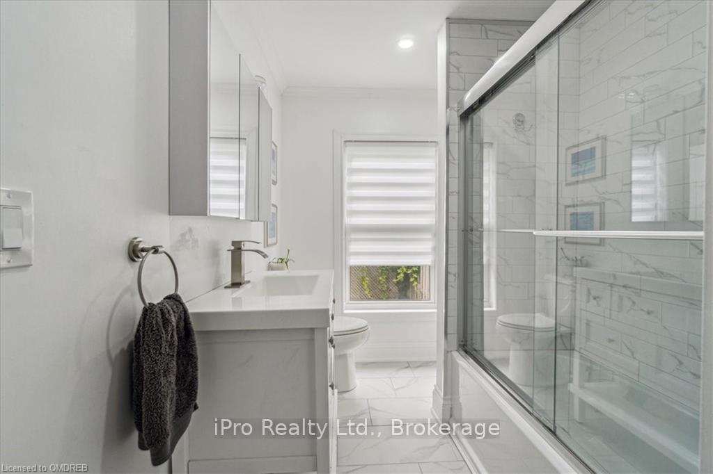 Photo 11 of 491 Ferguson Avenue N, Hamilton, North End — HOMEH
