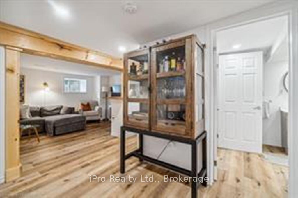 Photo 12 of 491 Ferguson Avenue N, Hamilton, North End — HOMEH