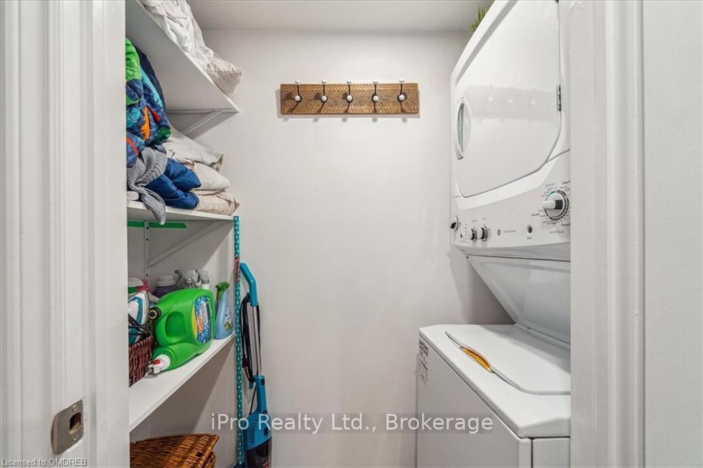Photo 16 of 491 Ferguson Avenue N, Hamilton, North End — HOMEH