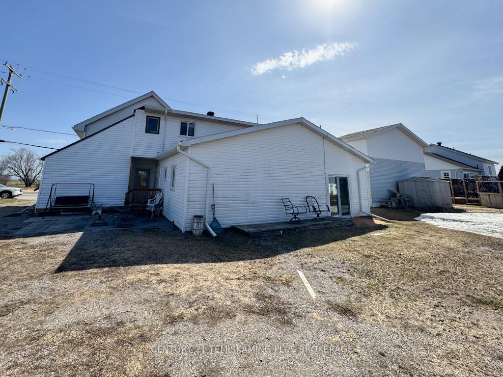 Photo 37 of 96 Tenth Street E, Armstrong, Earlton — HOMEH