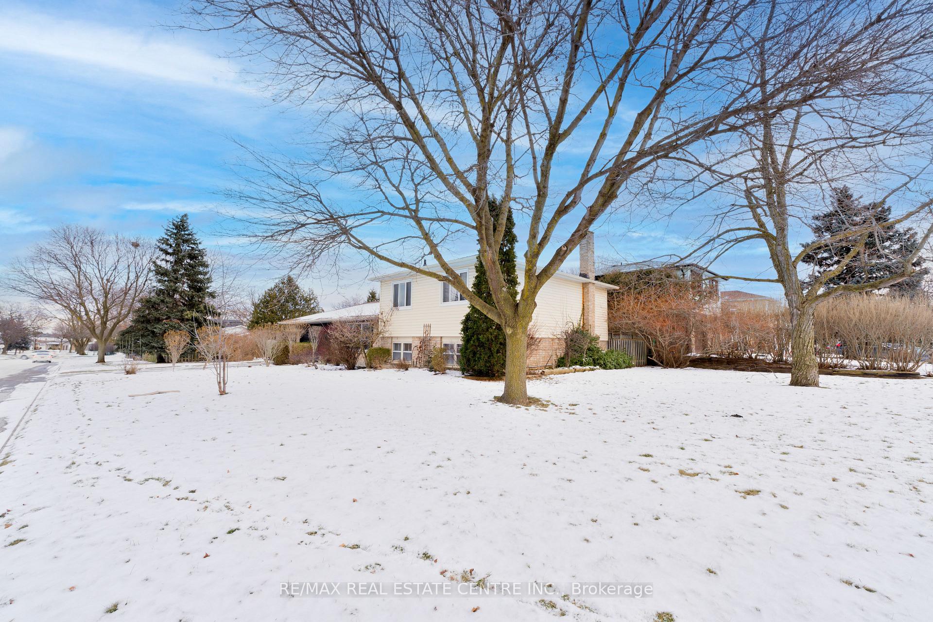Photo 2 of 48 Jasper Crescent, Brampton, Northgate — HOMEH