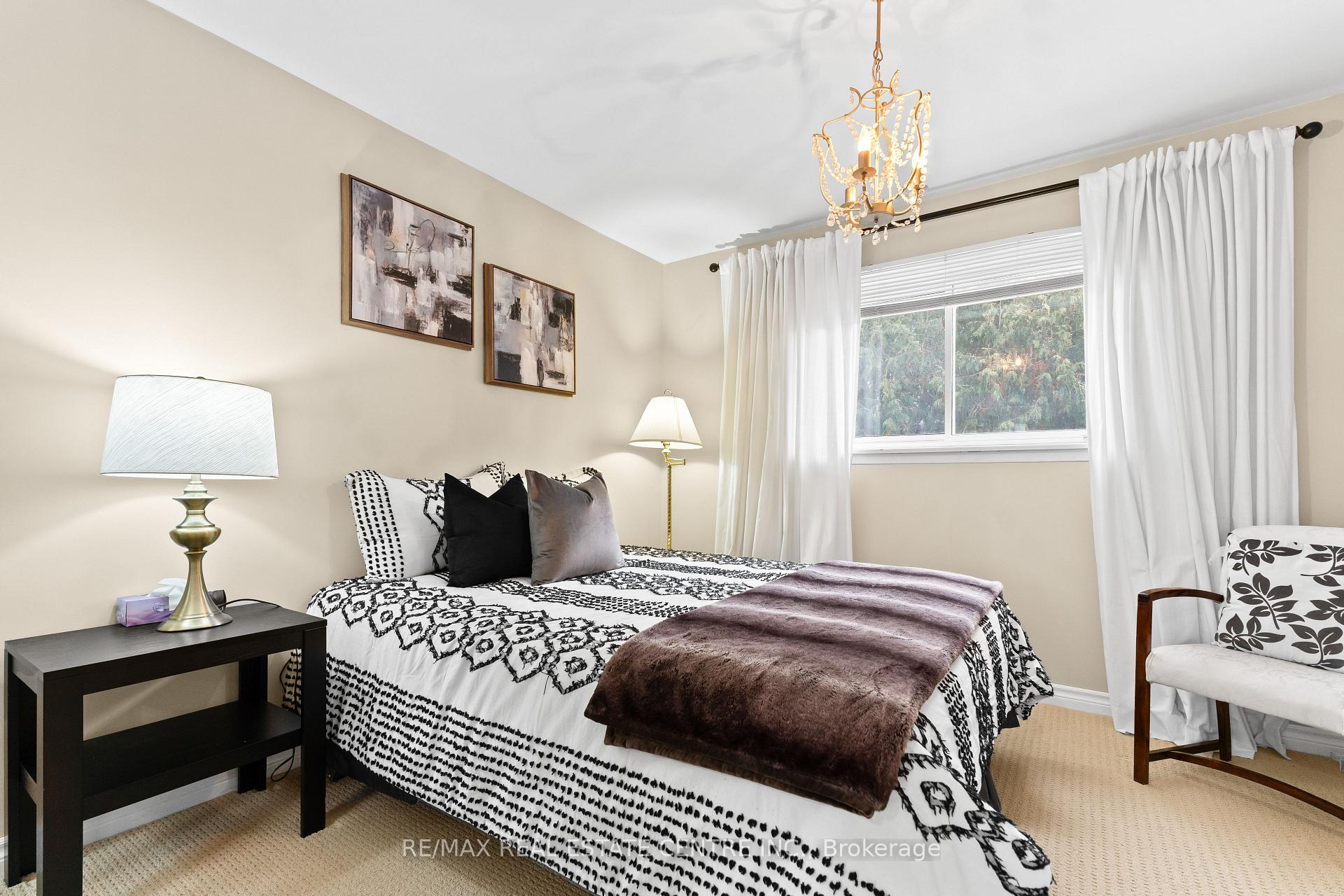 Photo 30 of 48 Jasper Crescent, Brampton, Northgate — HOMEH