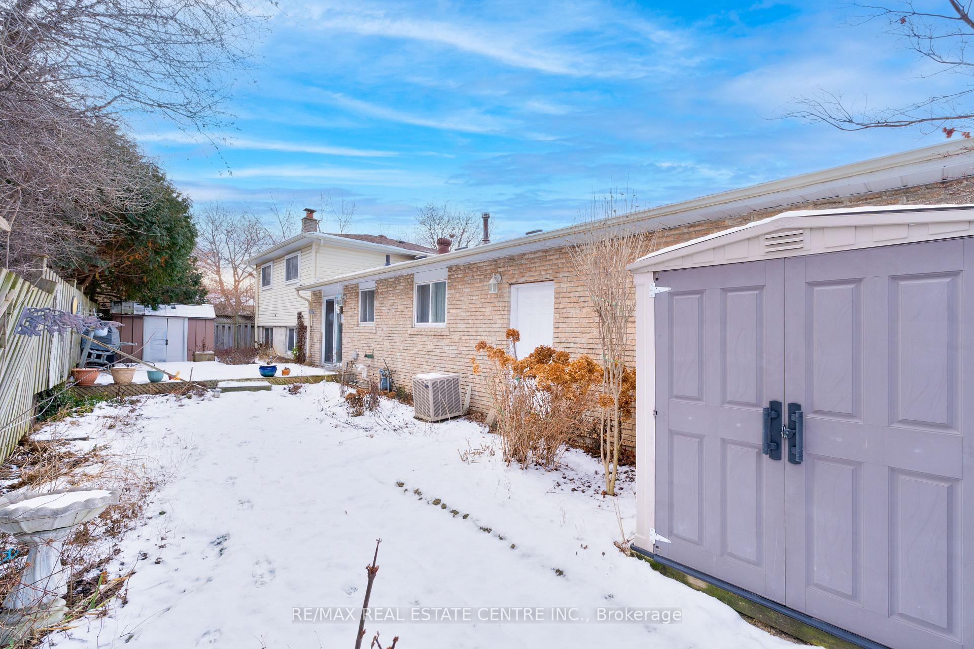 Photo 39 of 48 Jasper Crescent, Brampton, Northgate — HOMEH