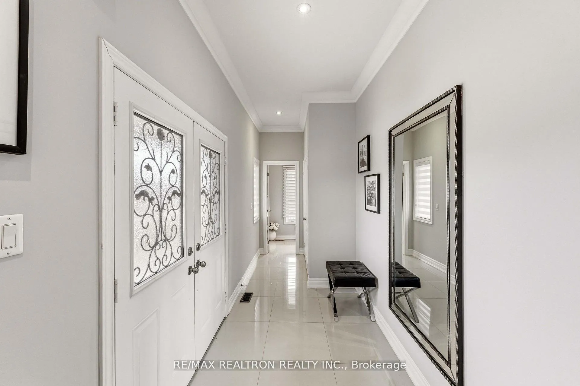 Photo 3 of 2 Daniel Bram Drive, Vaughan, Patterson — HOMEH