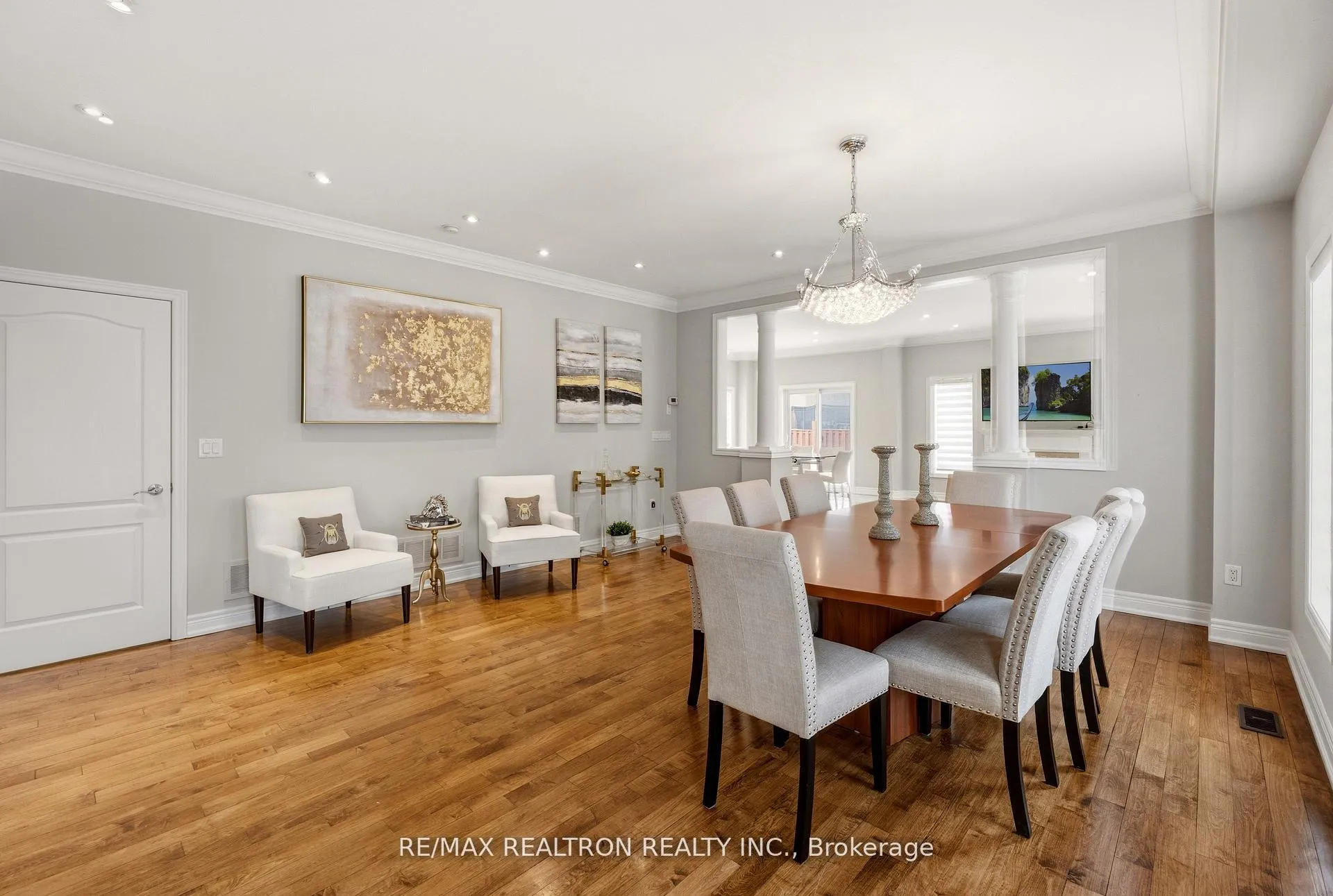 Photo 5 of 2 Daniel Bram Drive, Vaughan, Patterson — HOMEH