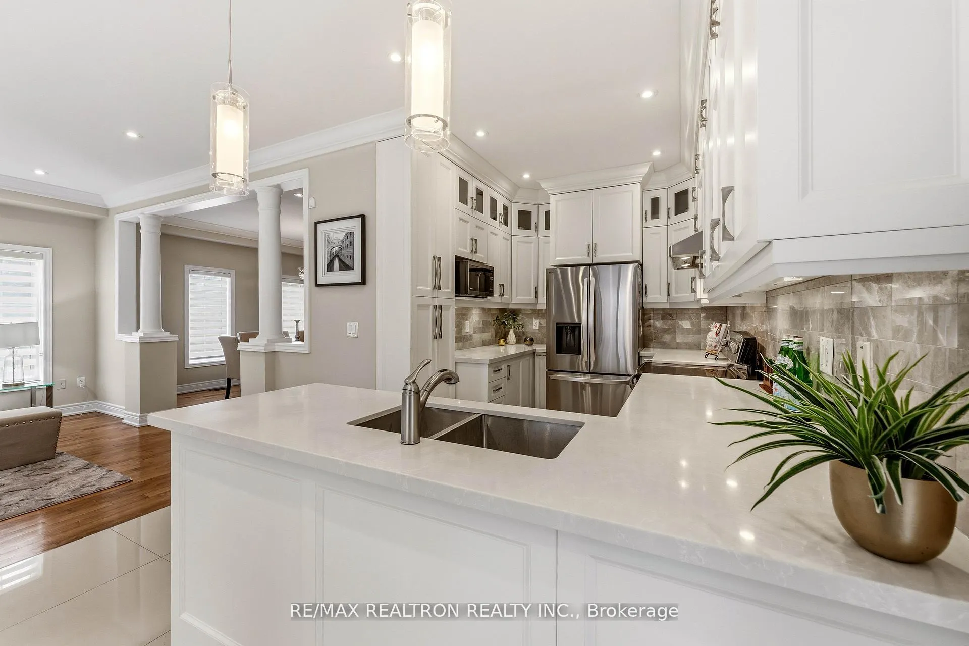 Photo 12 of 2 Daniel Bram Drive, Vaughan, Patterson — HOMEH