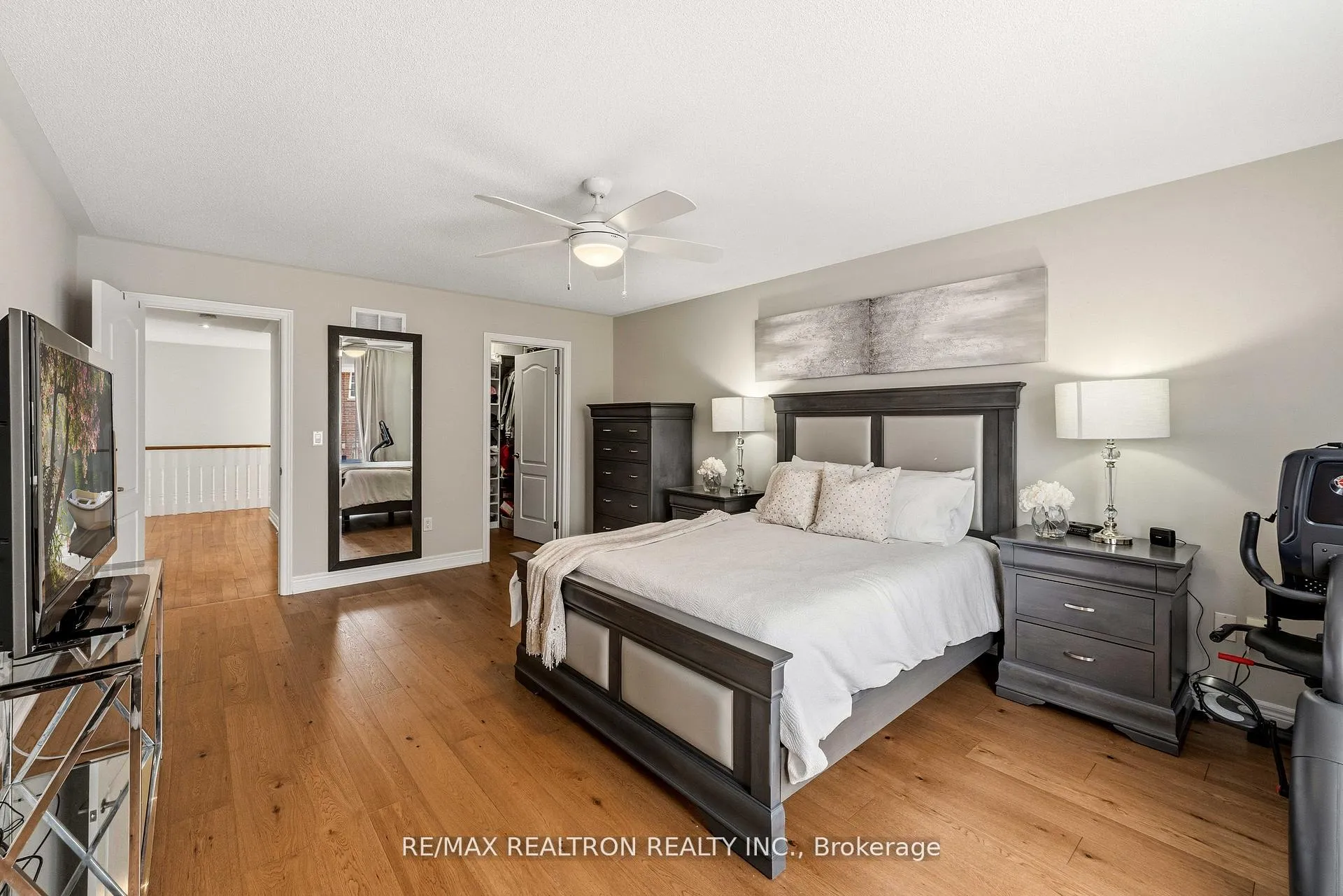 Photo 25 of 2 Daniel Bram Drive, Vaughan, Patterson — HOMEH