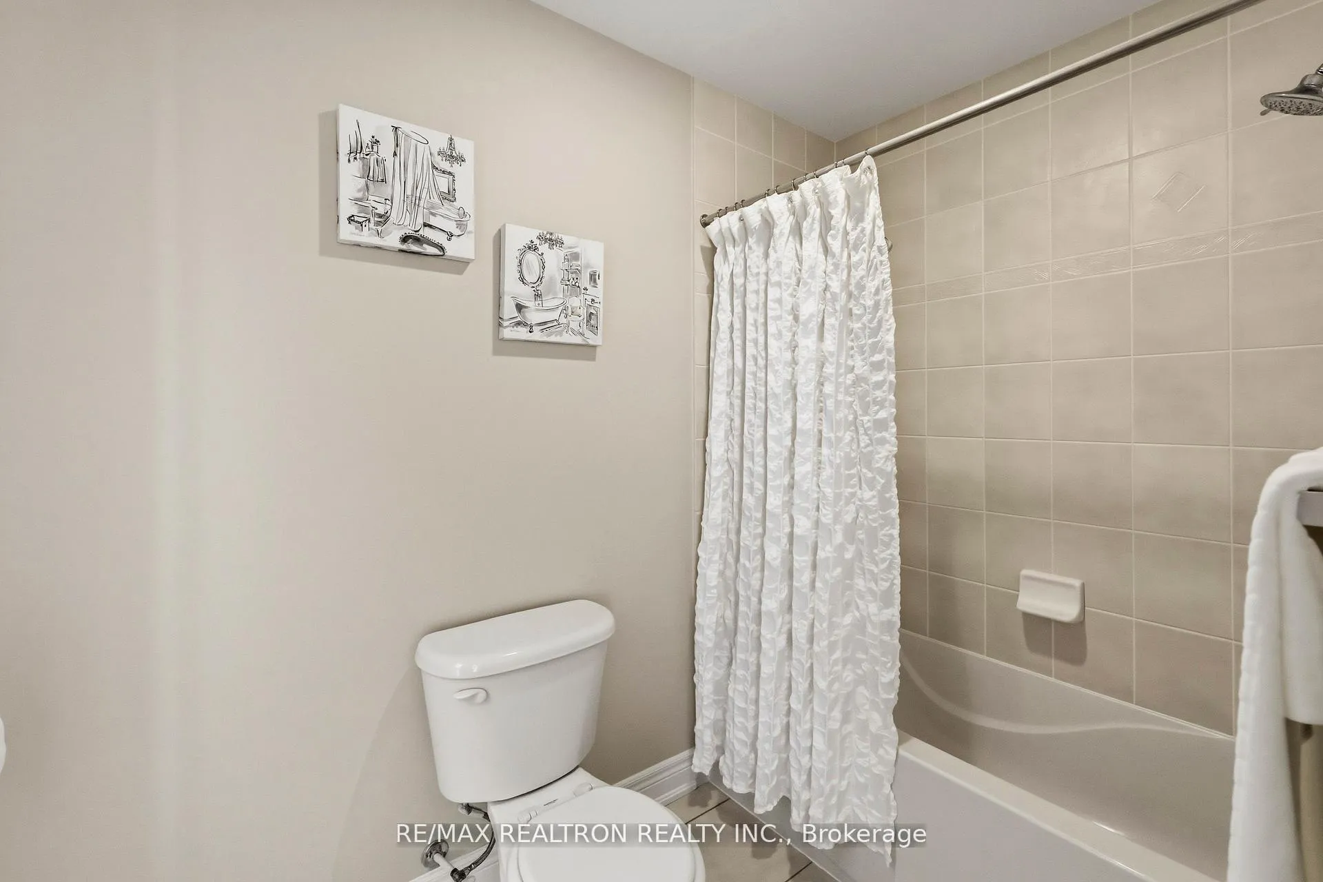 Photo 30 of 2 Daniel Bram Drive, Vaughan, Patterson — HOMEH