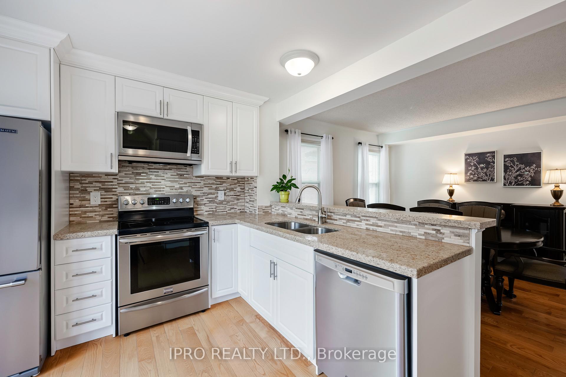 Photo 12 of 72 Newdale Place, Brampton, Westgate — HOMEH