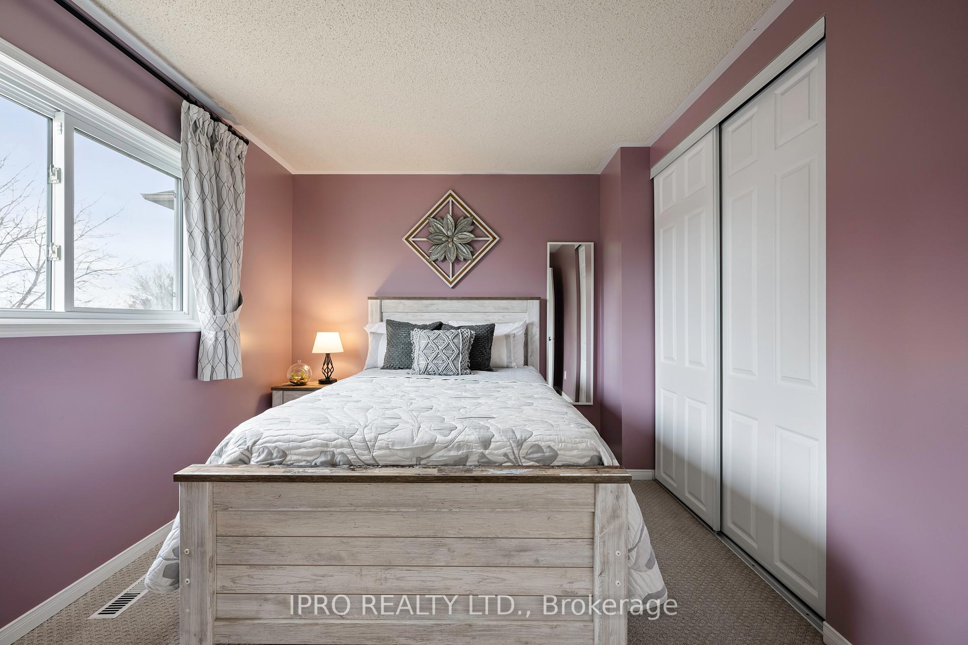 Photo 17 of 72 Newdale Place, Brampton, Westgate — HOMEH