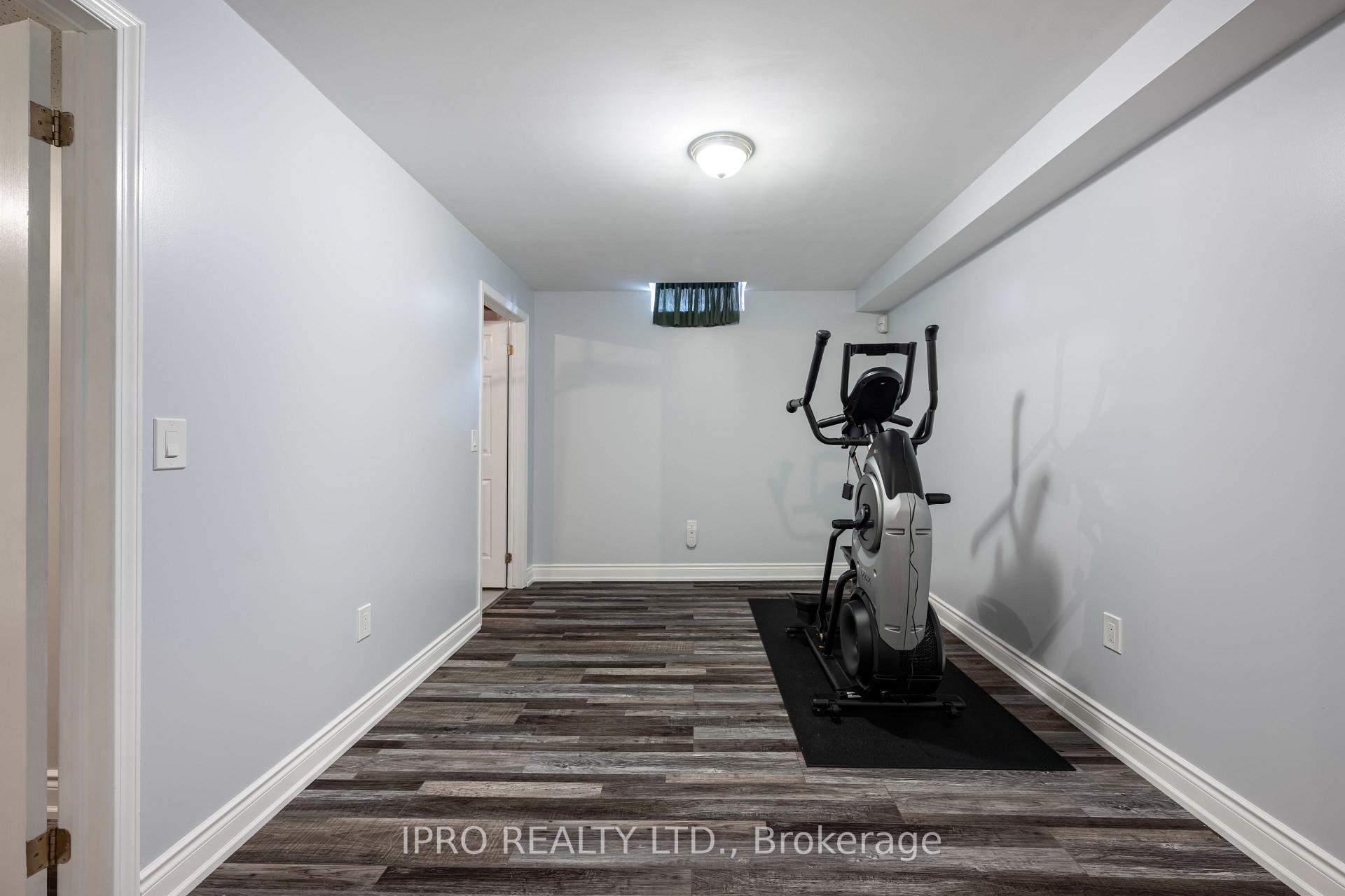 Photo 61 of 72 Newdale Place, Brampton, Westgate — HOMEH