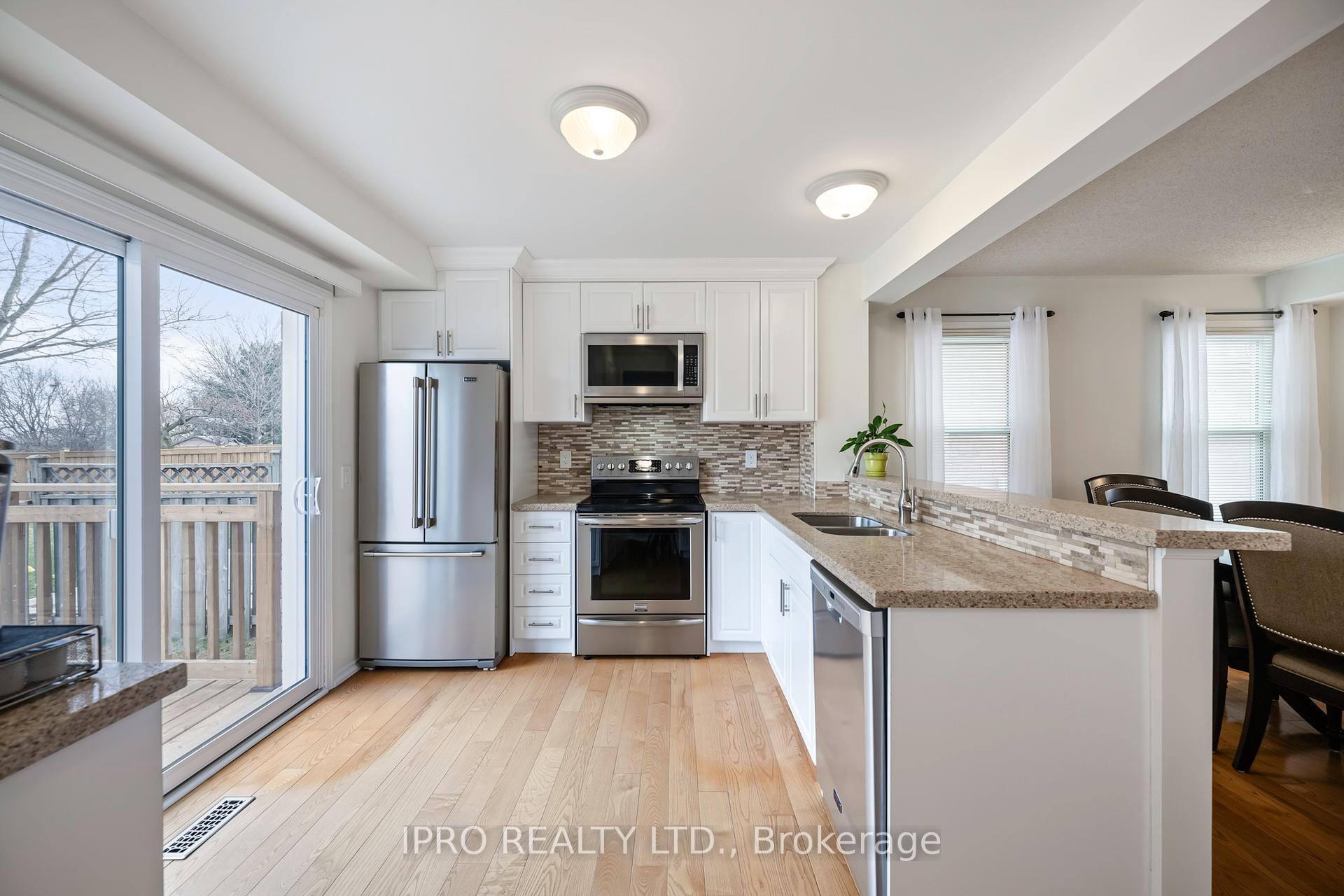 Photo 30 of 72 Newdale Place, Brampton, Westgate — HOMEH