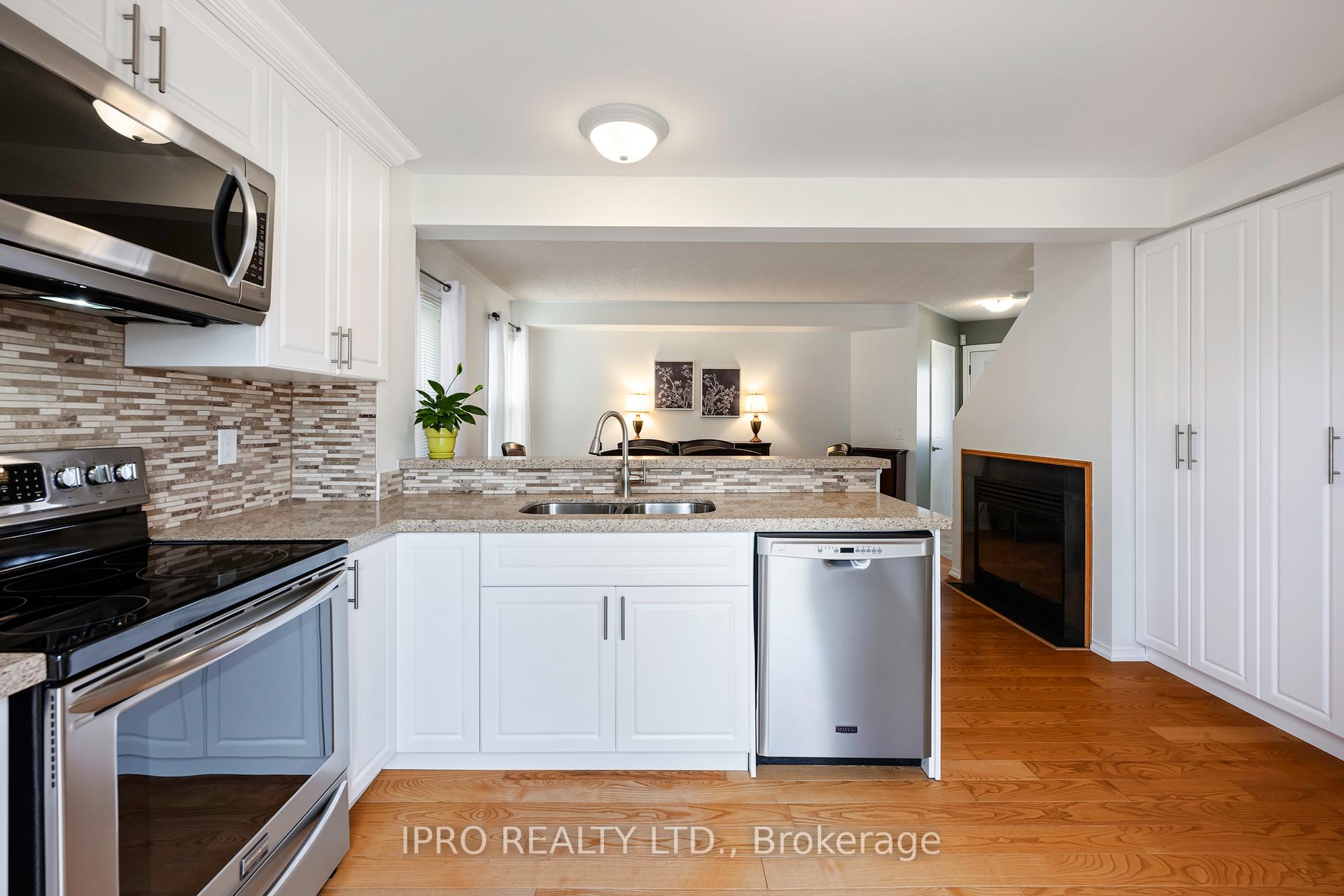 Photo 32 of 72 Newdale Place, Brampton, Westgate — HOMEH