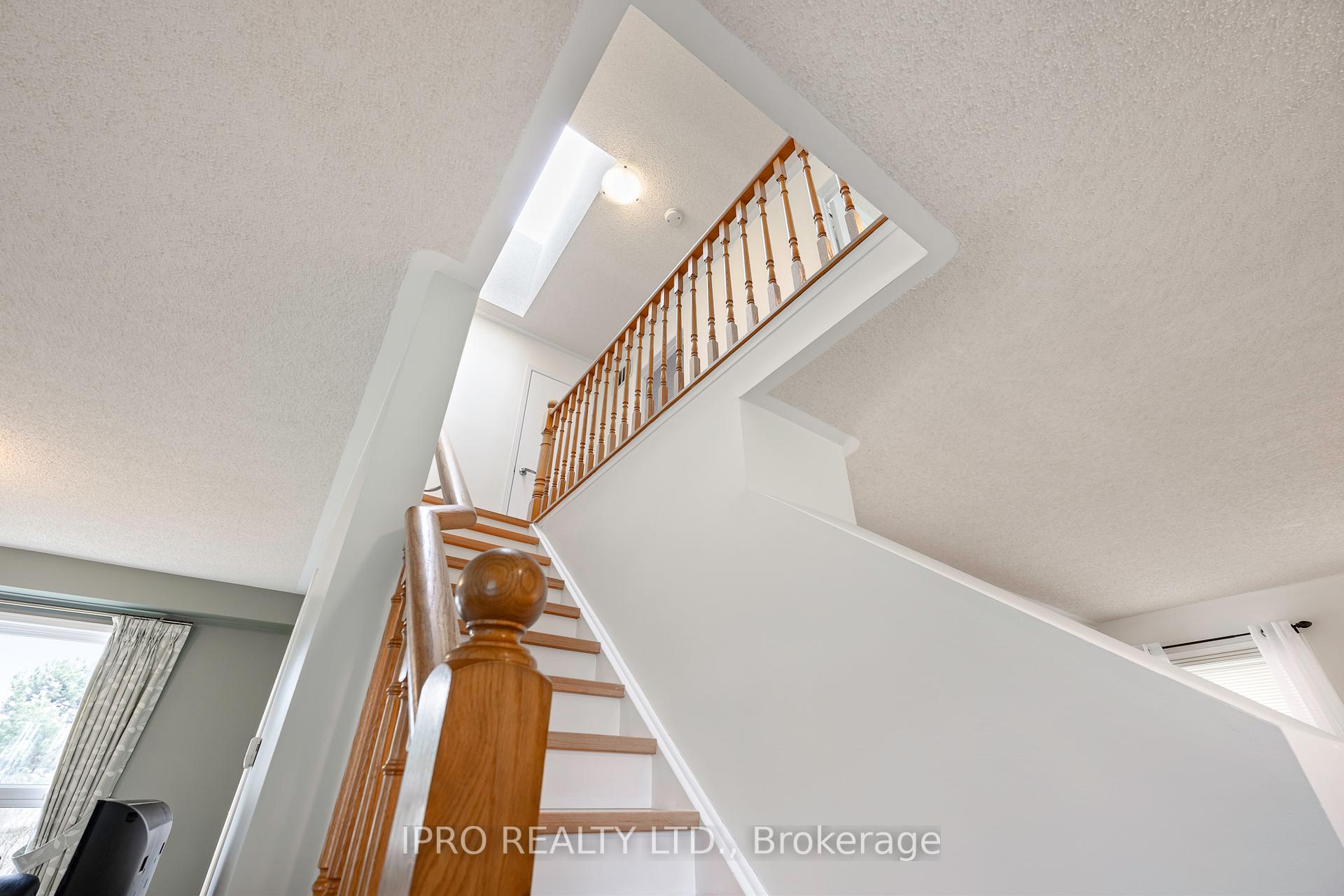 Photo 34 of 72 Newdale Place, Brampton, Westgate — HOMEH