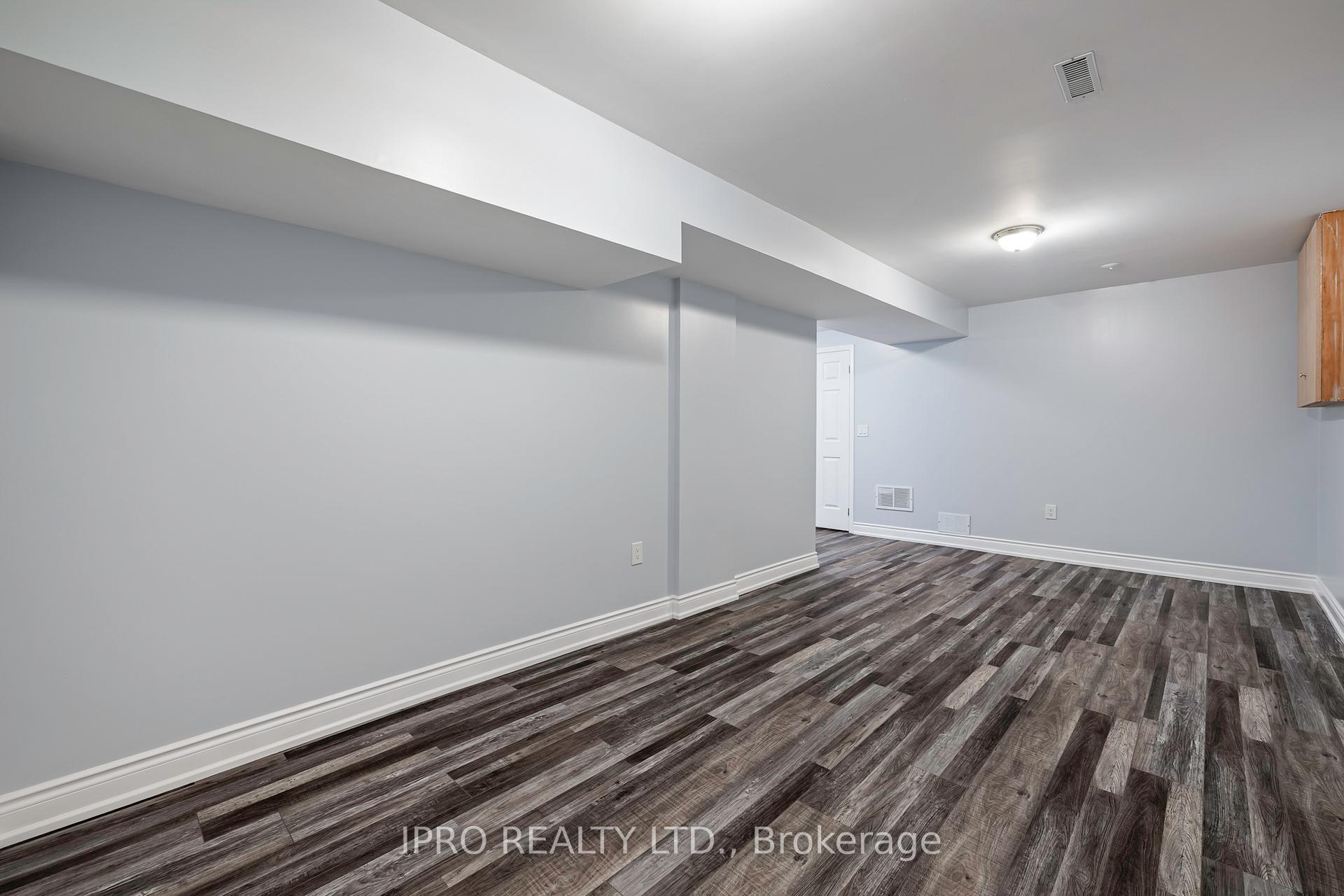 Photo 42 of 72 Newdale Place, Brampton, Westgate — HOMEH