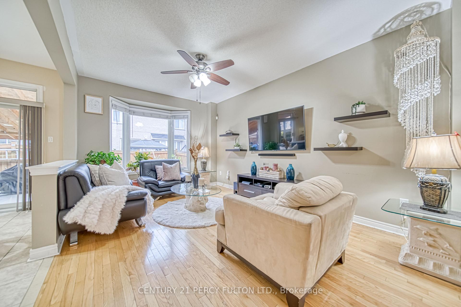 Photo 7 of 31 Watsonbrook Drive, Brampton, Sandringham-Wellington — HOMEH