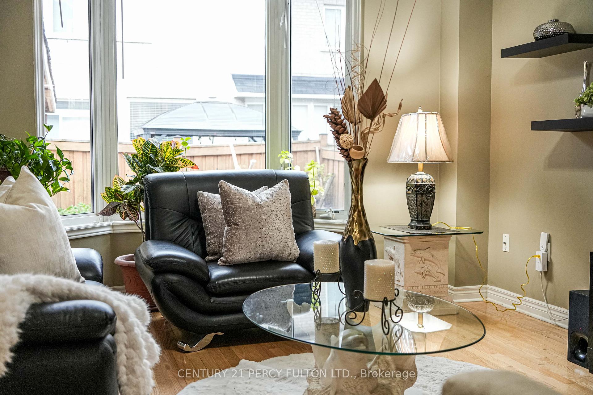 Photo 8 of 31 Watsonbrook Drive, Brampton, Sandringham-Wellington — HOMEH