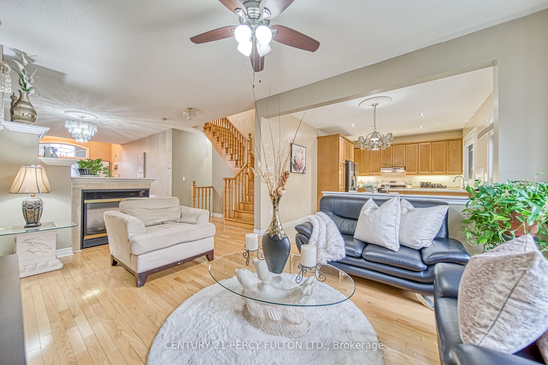 Photo 9 of 31 Watsonbrook Drive, Brampton, Sandringham-Wellington — HOMEH