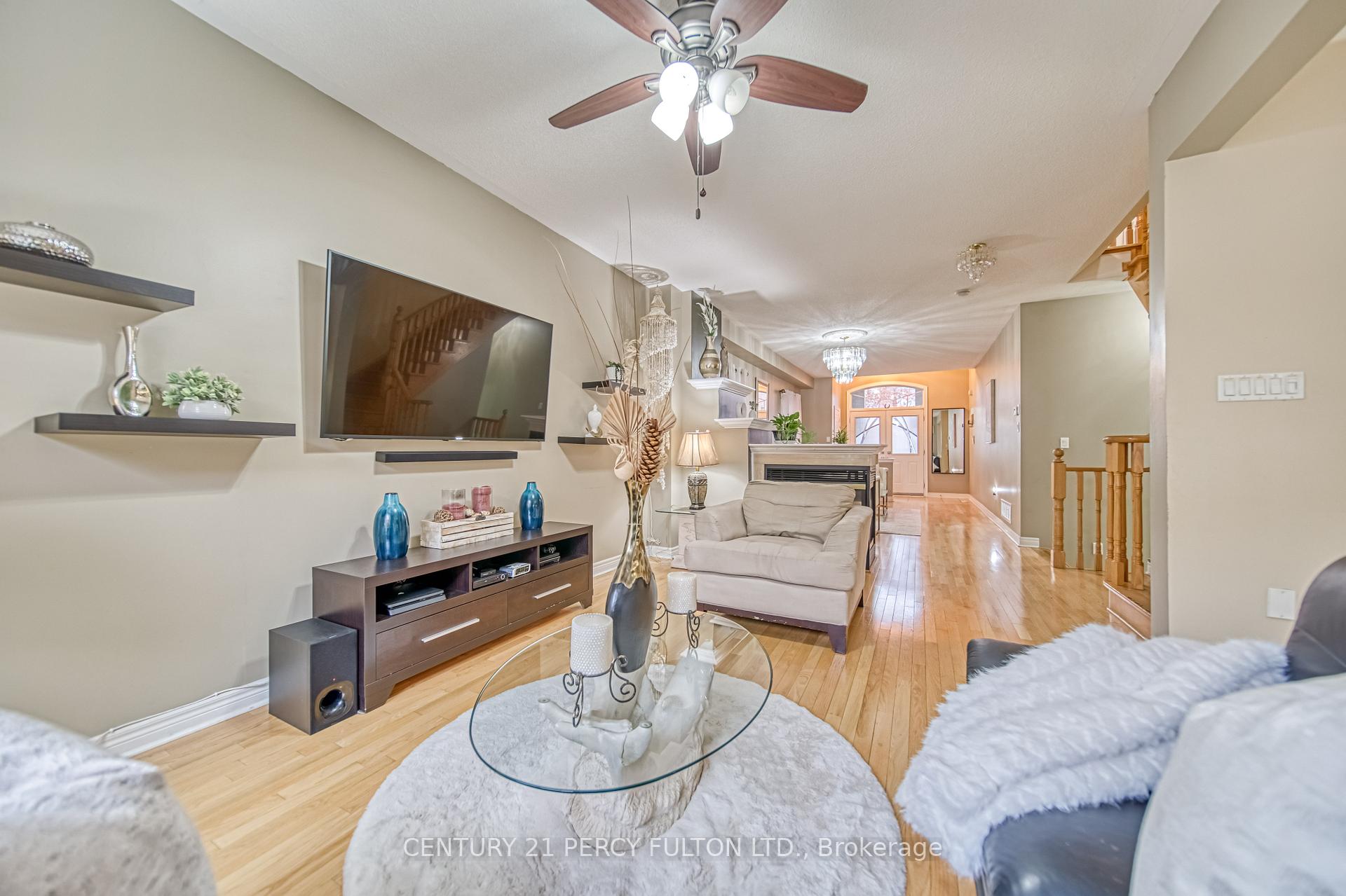 Photo 10 of 31 Watsonbrook Drive, Brampton, Sandringham-Wellington — HOMEH