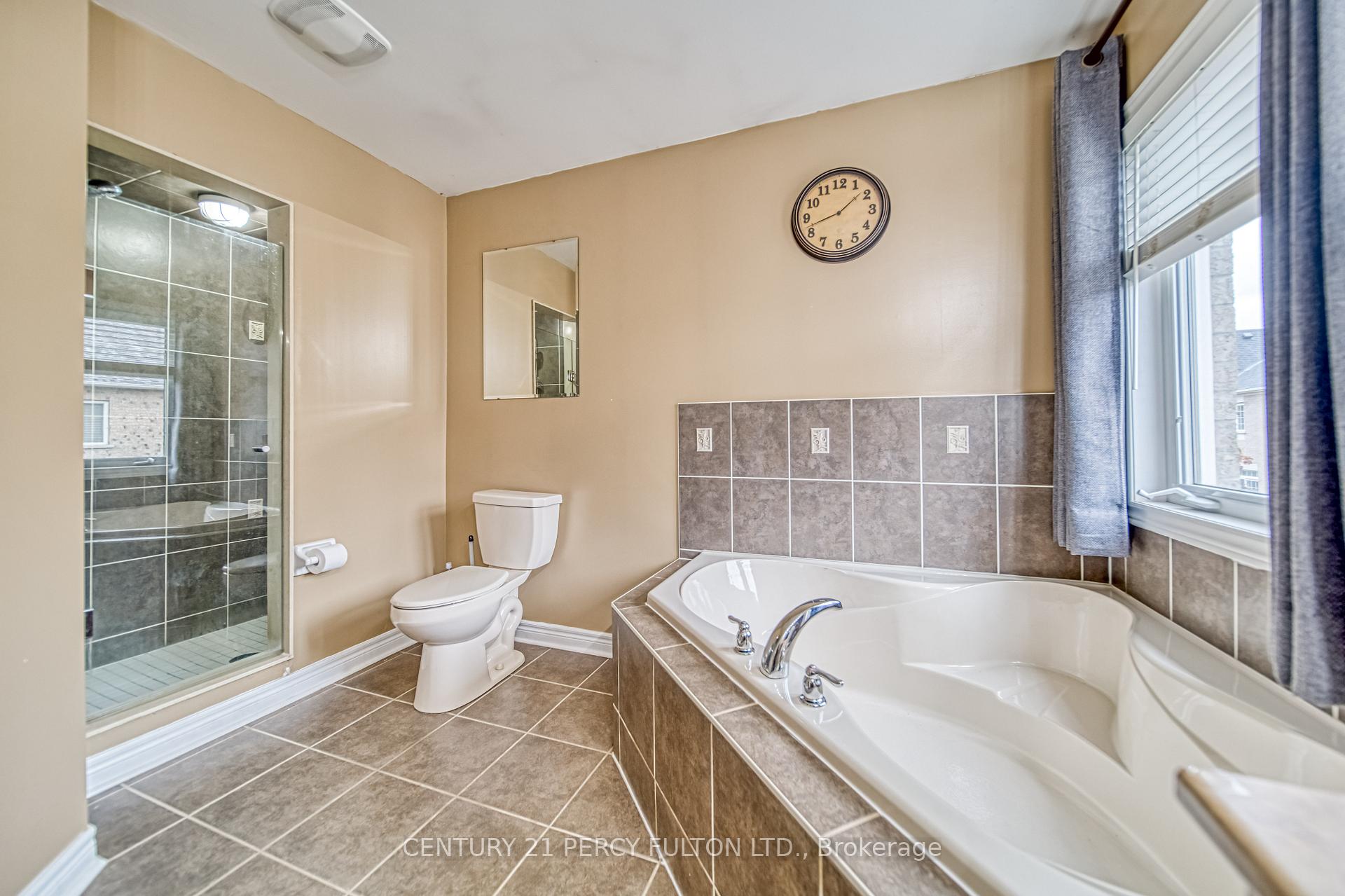 Photo 23 of 31 Watsonbrook Drive, Brampton, Sandringham-Wellington — HOMEH