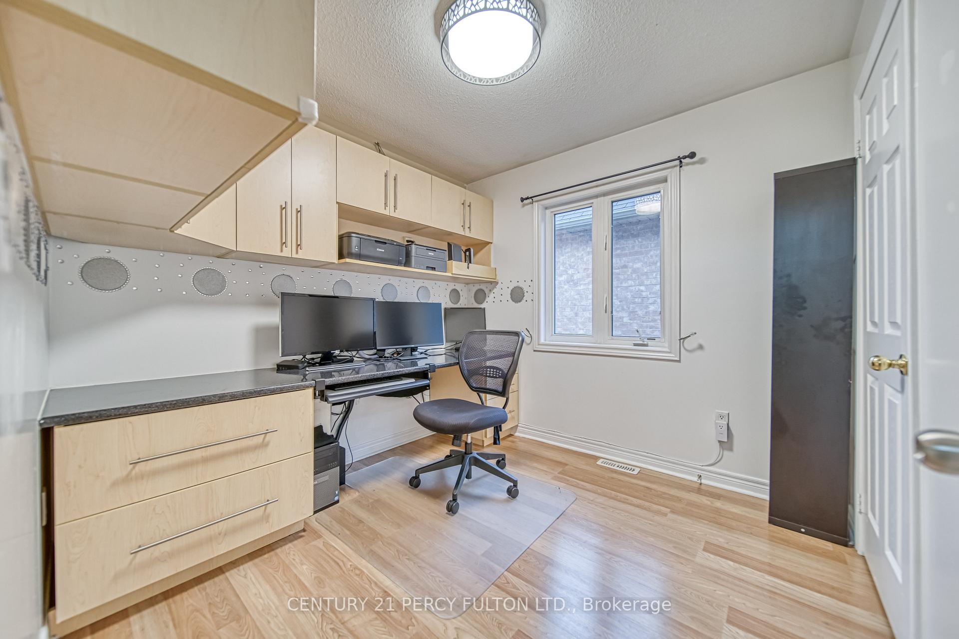 Photo 28 of 31 Watsonbrook Drive, Brampton, Sandringham-Wellington — HOMEH