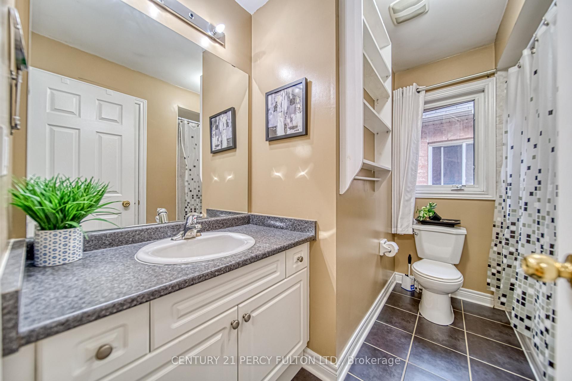 Photo 29 of 31 Watsonbrook Drive, Brampton, Sandringham-Wellington — HOMEH