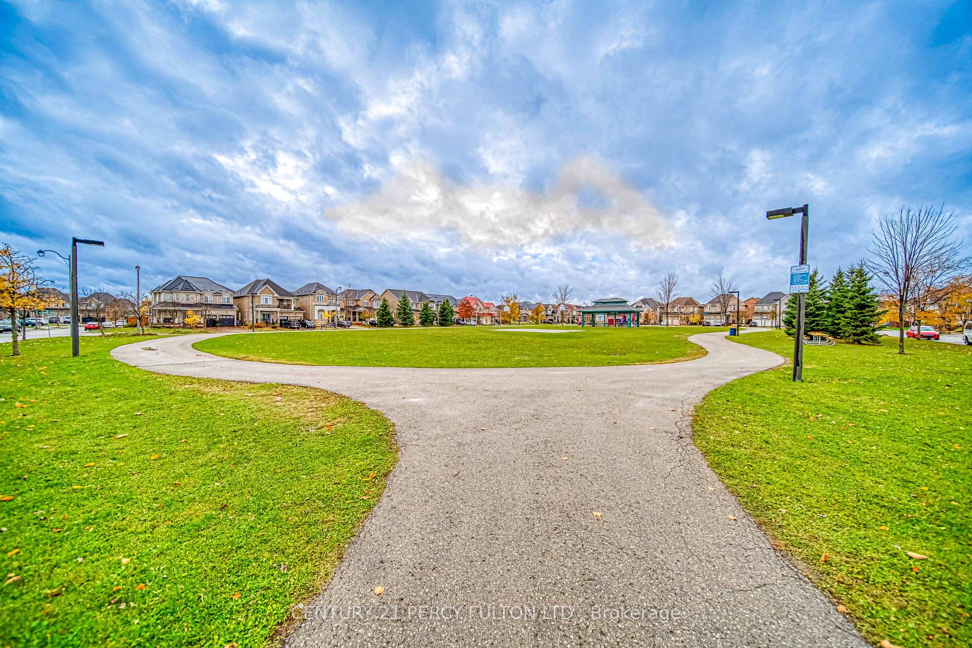 Photo 40 of 31 Watsonbrook Drive, Brampton, Sandringham-Wellington — HOMEH