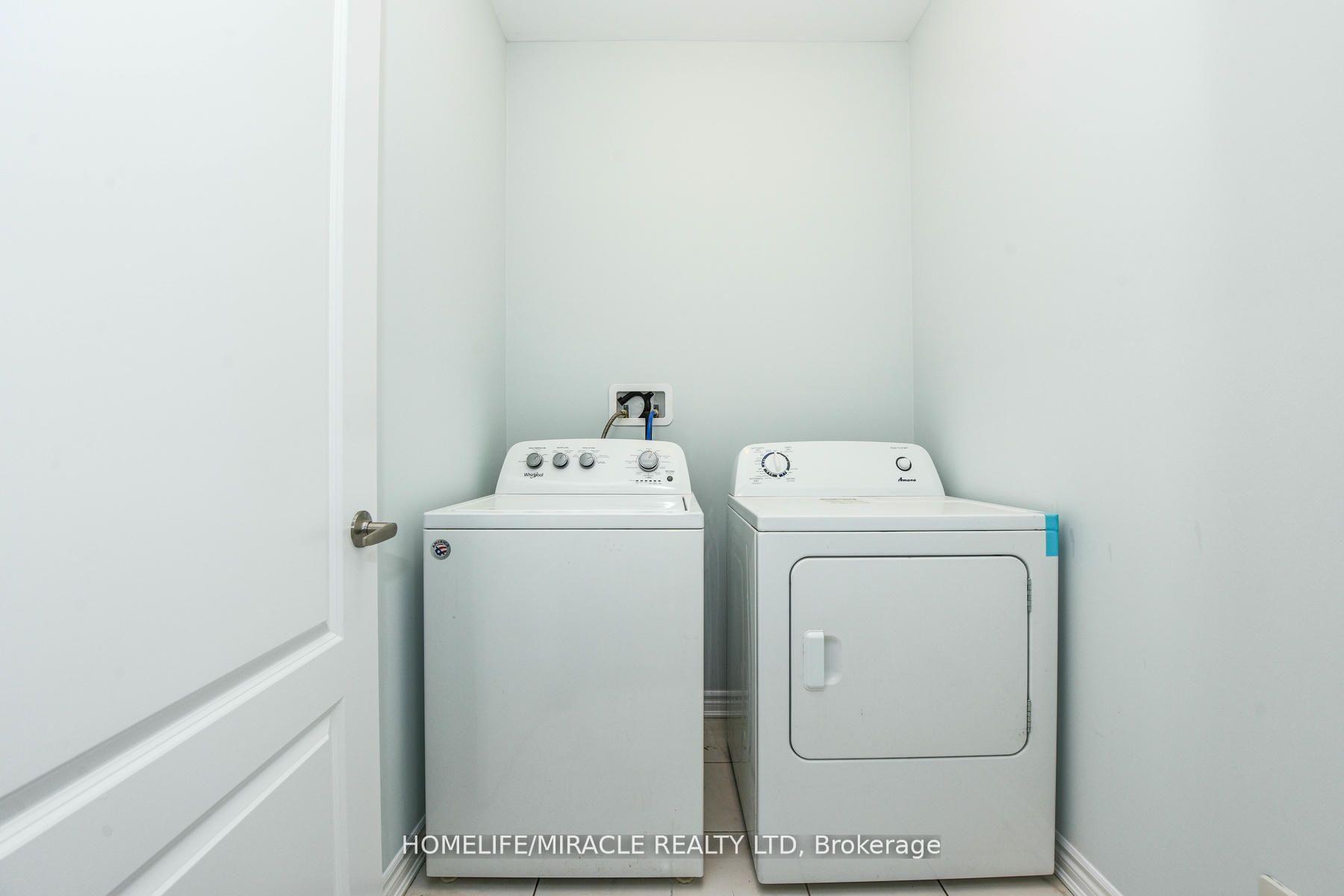 Photo 31 of 120 Benhurst Crescent, Brampton, Northwest Brampton — HOMEH