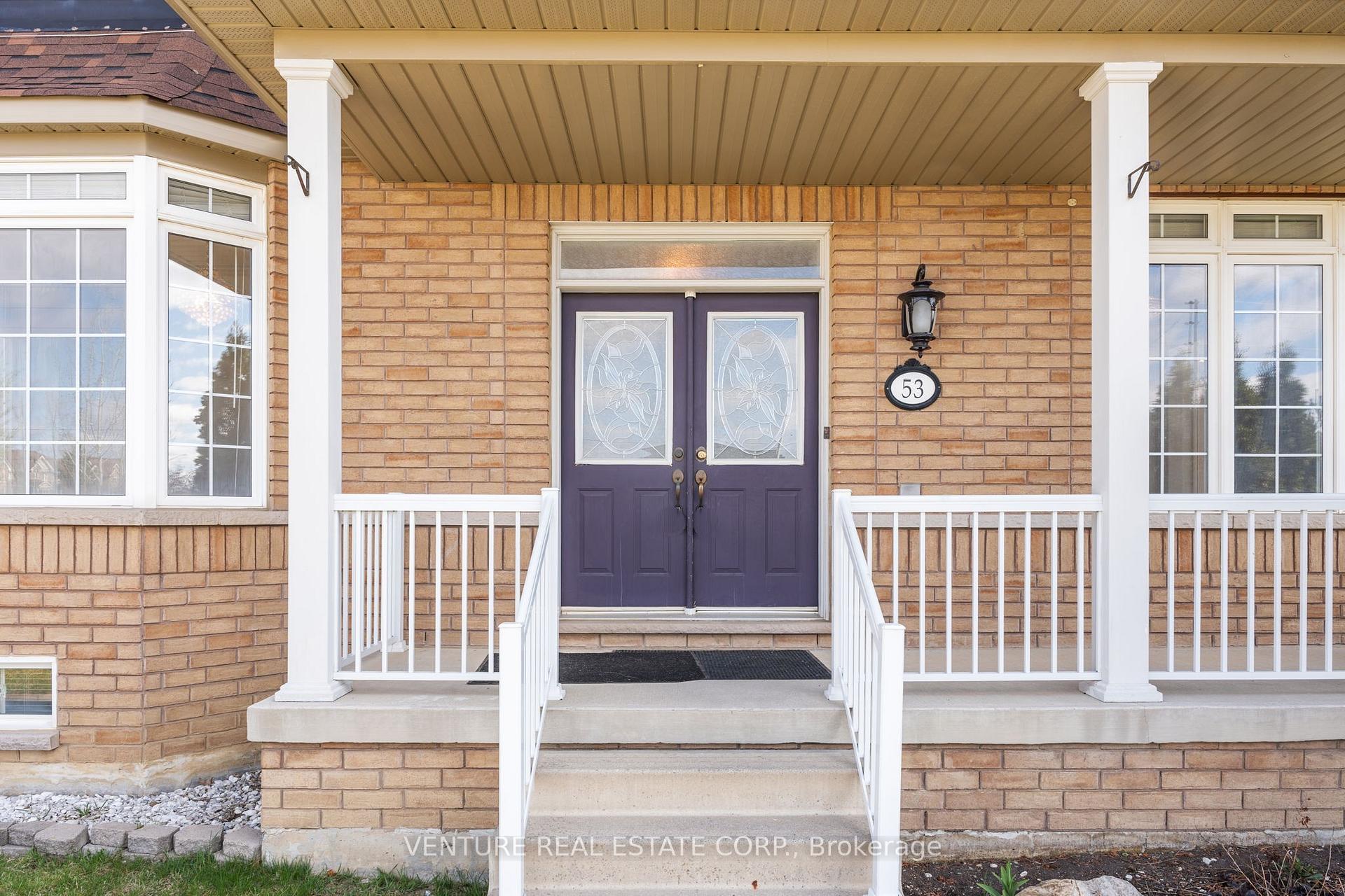 Photo 5 of 53 Chalkfarm Crescent, Brampton, Northwest Sandalwood Parkway — HOMEH