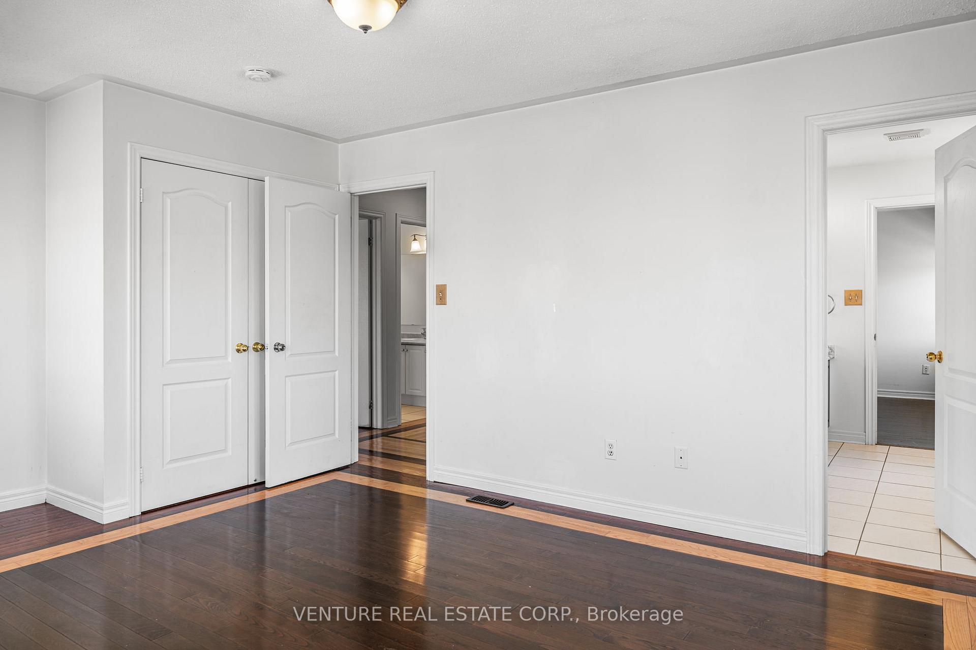 Photo 24 of 53 Chalkfarm Crescent, Brampton, Northwest Sandalwood Parkway — HOMEH