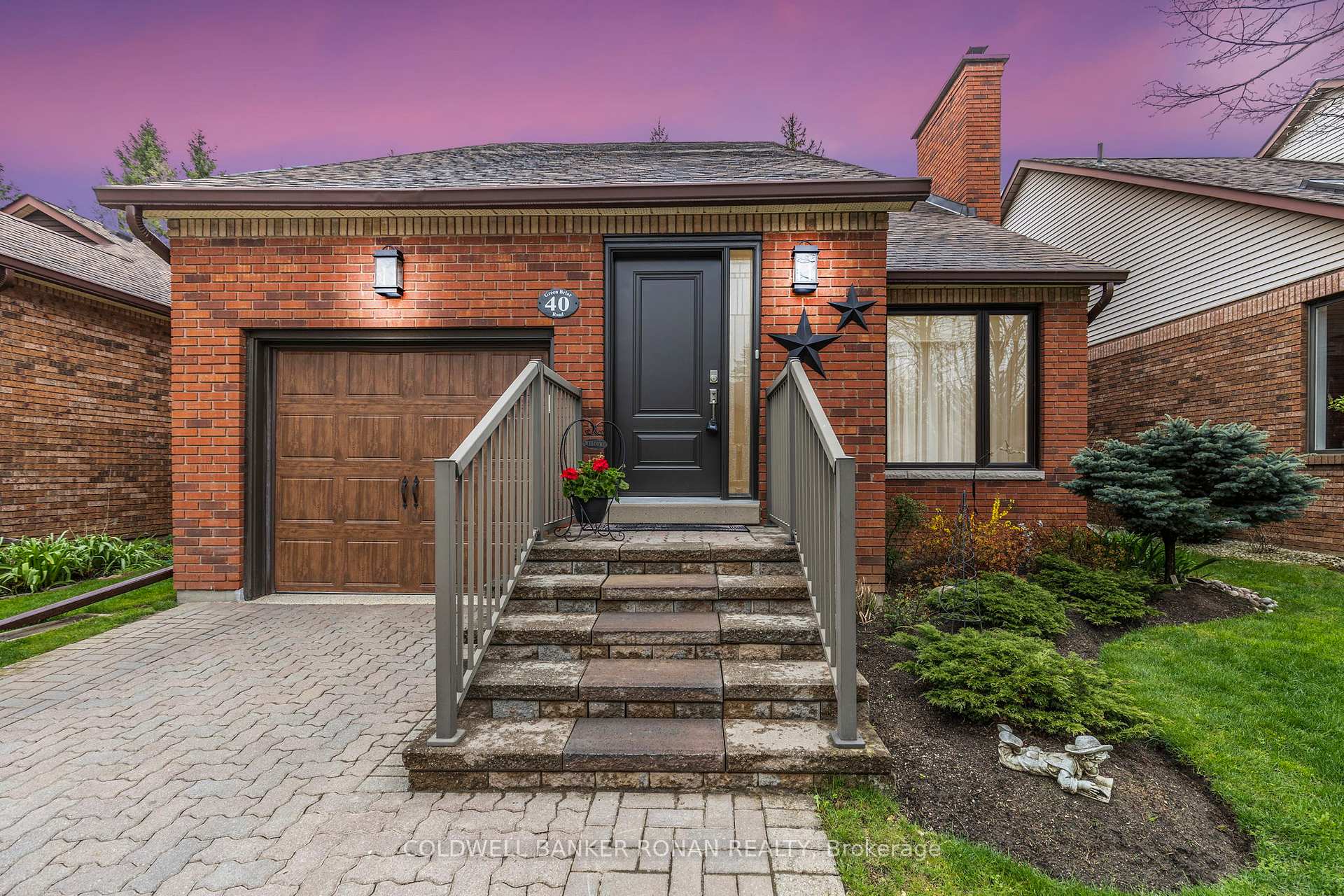 Photo 1 of 40 Green Briar Road, New Tecumseth, Rural New Tecumseth — HOMEH