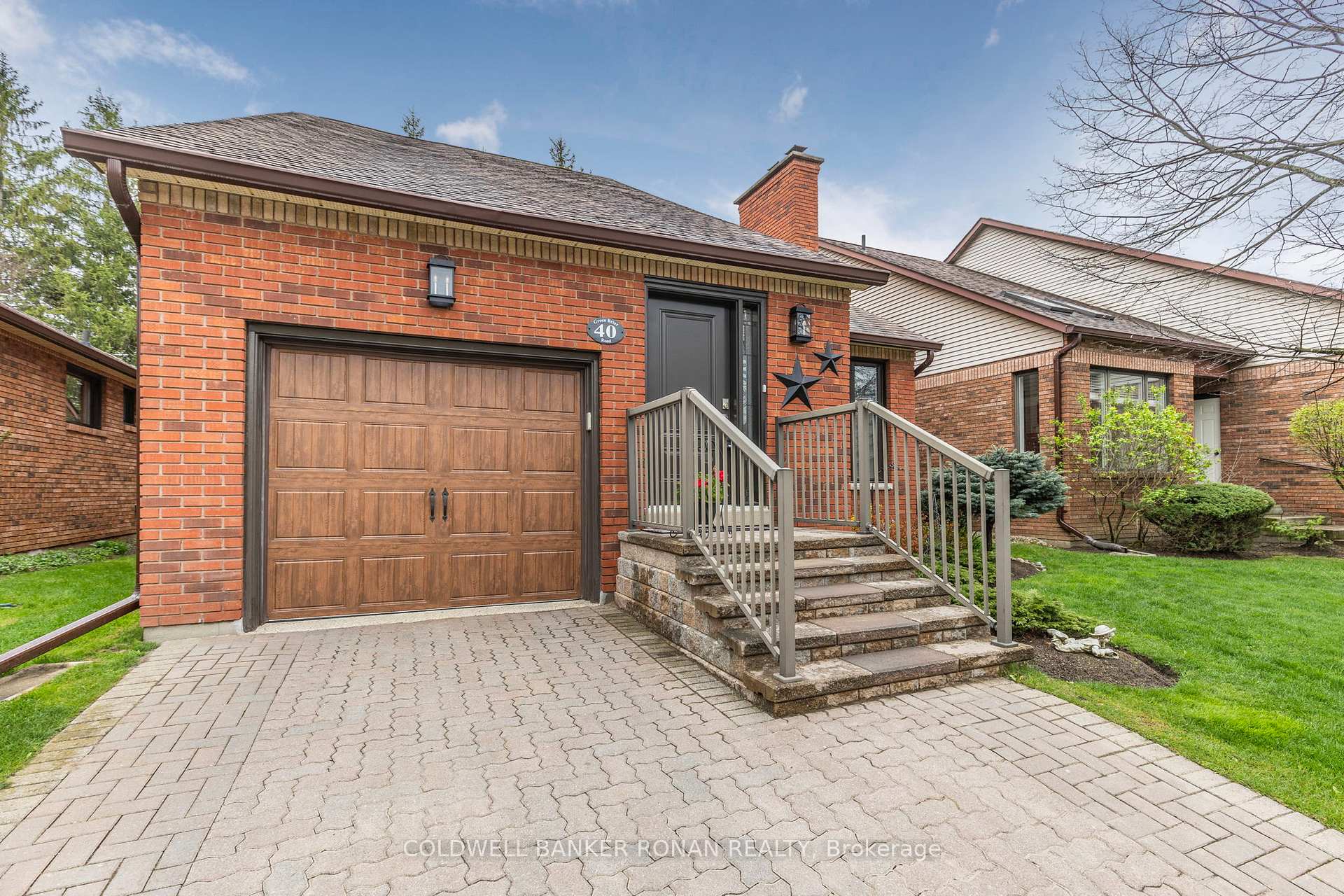 Photo 3 of 40 Green Briar Road, New Tecumseth, Rural New Tecumseth — HOMEH