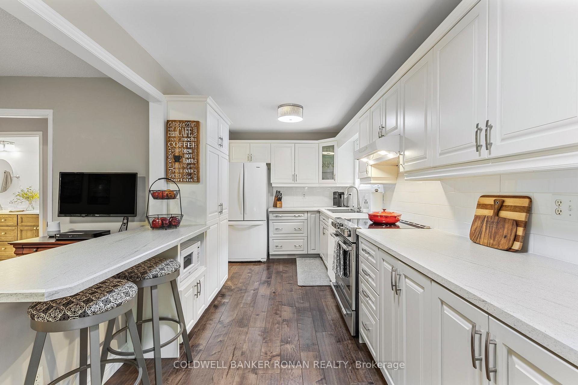 Photo 15 of 40 Green Briar Road, New Tecumseth, Rural New Tecumseth — HOMEH