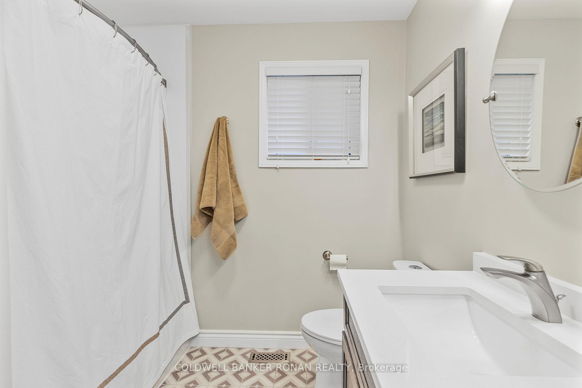 Photo 21 of 40 Green Briar Road, New Tecumseth, Rural New Tecumseth — HOMEH
