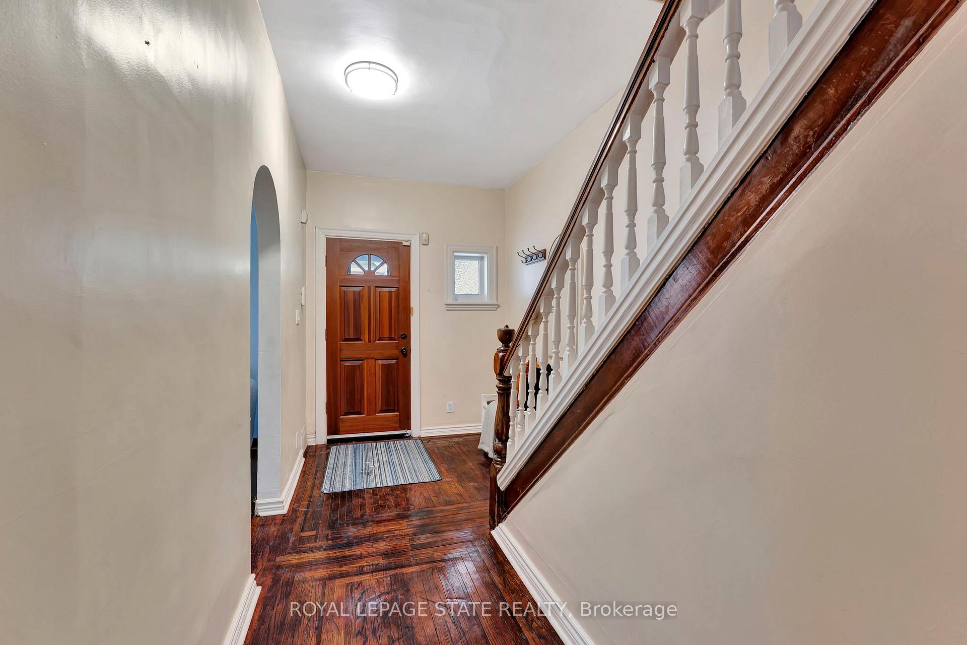 Photo 23 of 8 Senator Avenue, Hamilton, Gibson — HOMEH