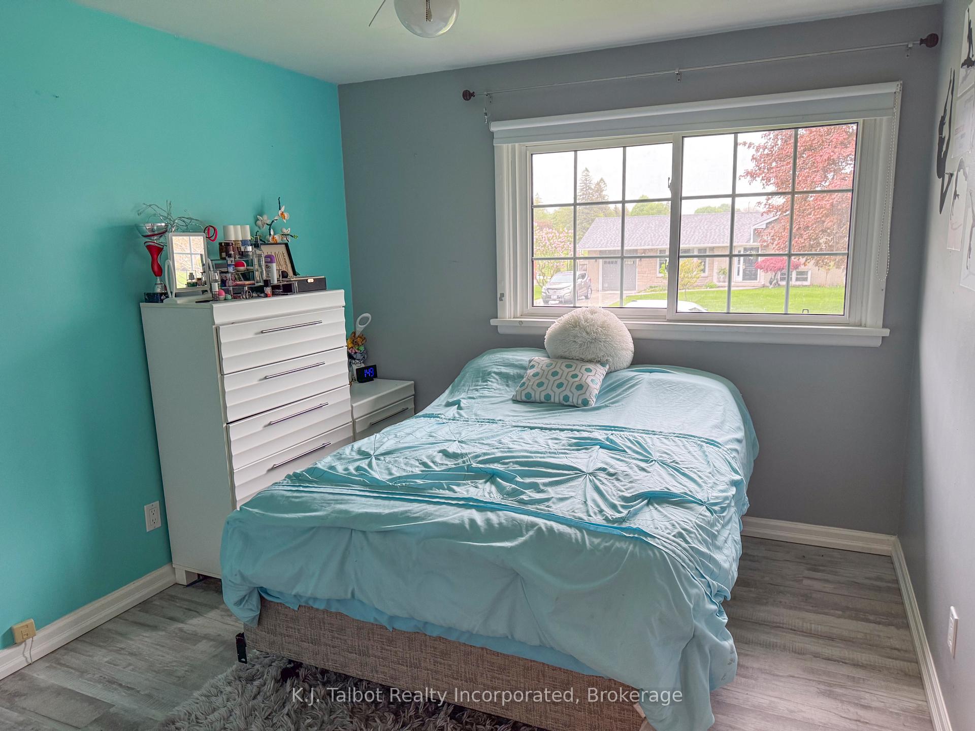 Photo 5 of 250 Catherine Street, Goderich, Goderich Town — HOMEH