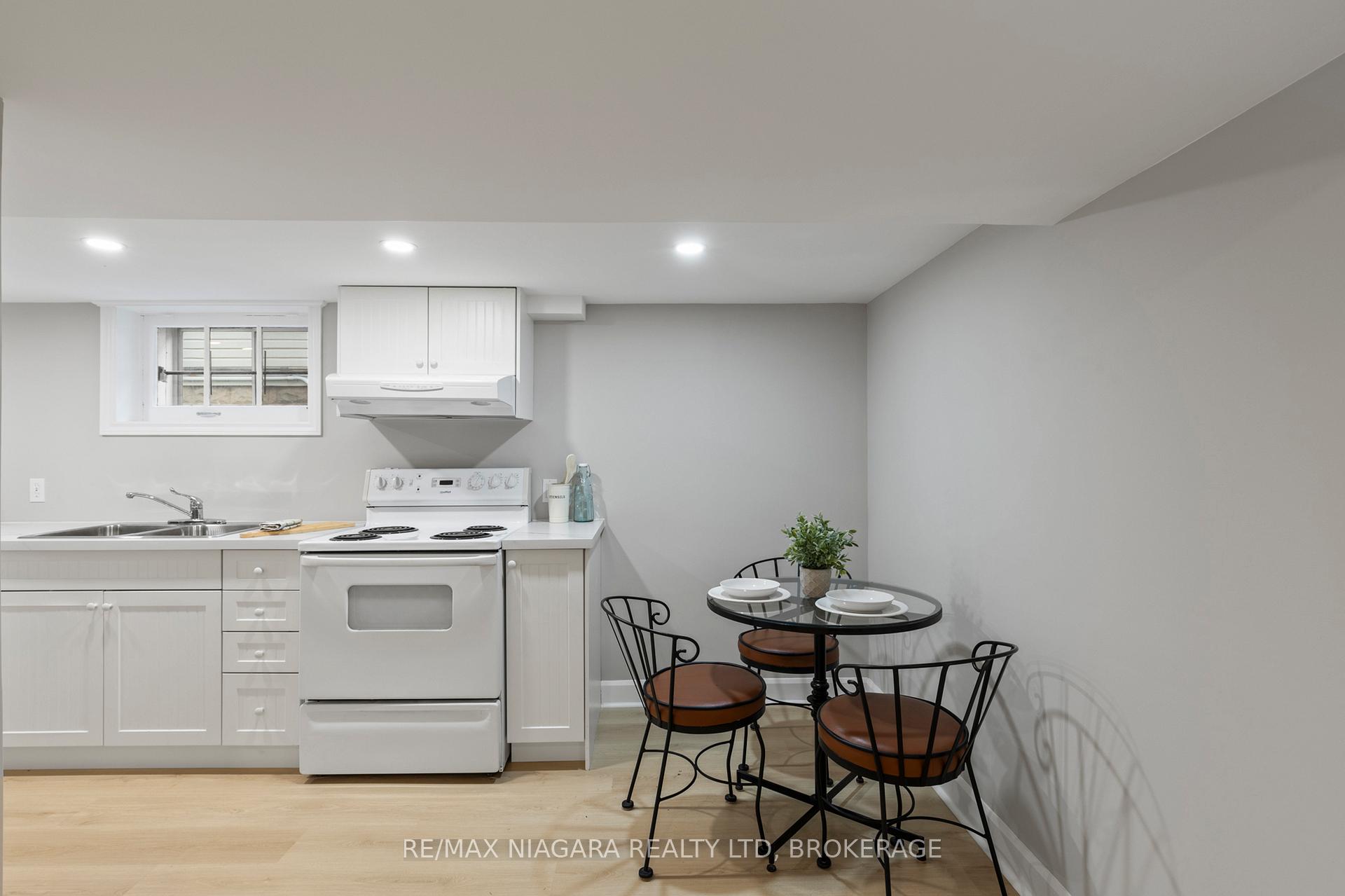 Photo 22 of 13 Linden Street, St. Catharines, Downtown — HOMEH