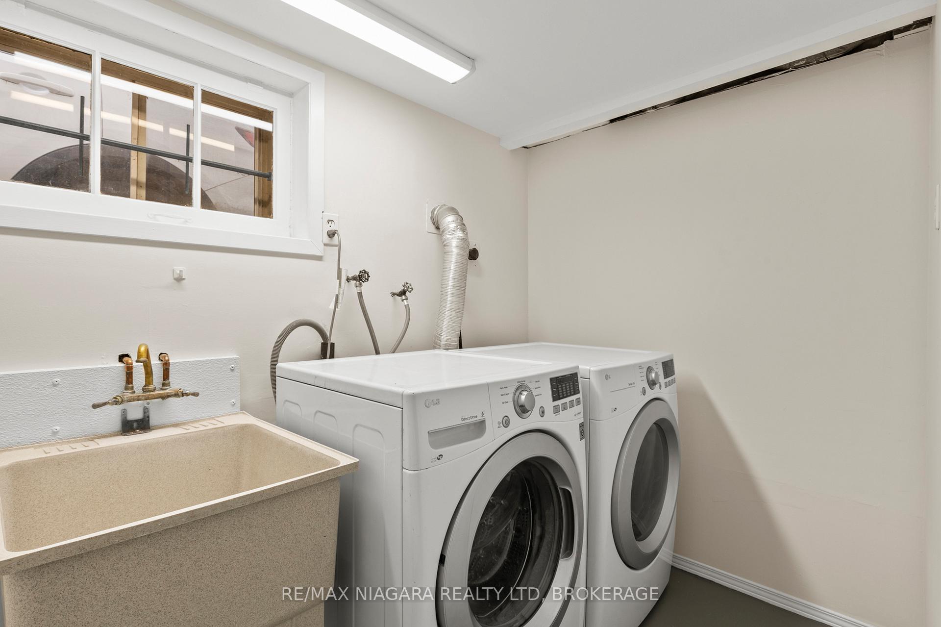 Photo 26 of 13 Linden Street, St. Catharines, Downtown — HOMEH