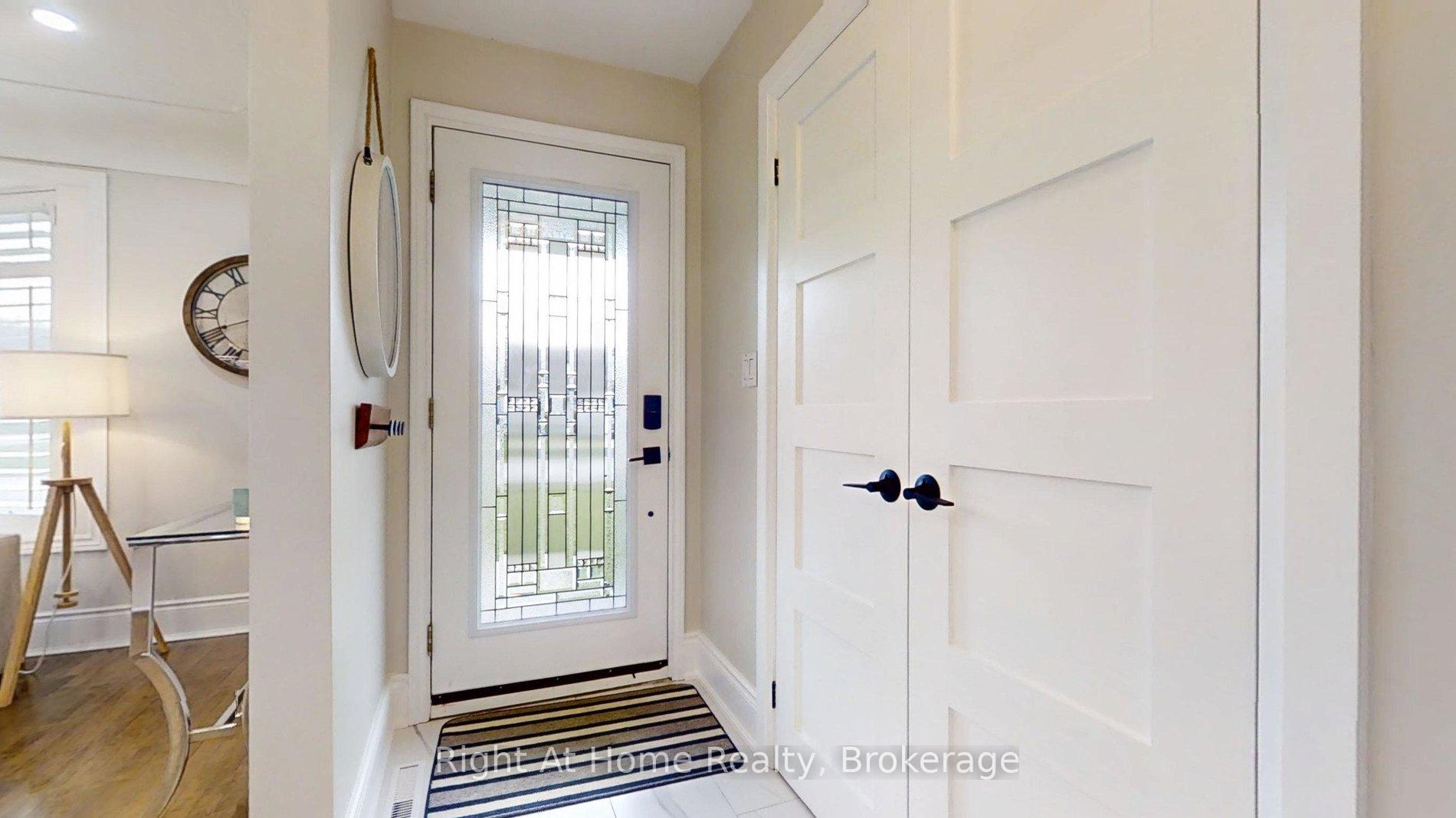 Photo 3 of 7 Passmore Street, Hamilton, Stoney Creek — HOMEH