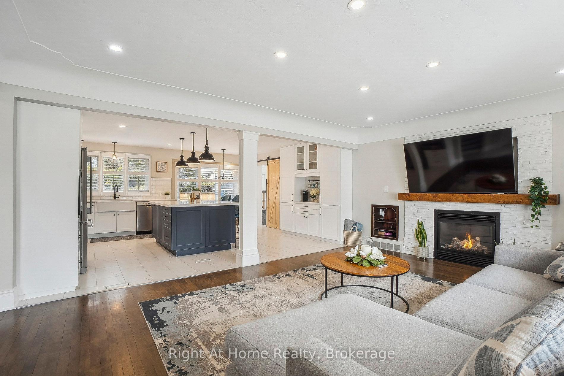 Photo 5 of 7 Passmore Street, Hamilton, Stoney Creek — HOMEH