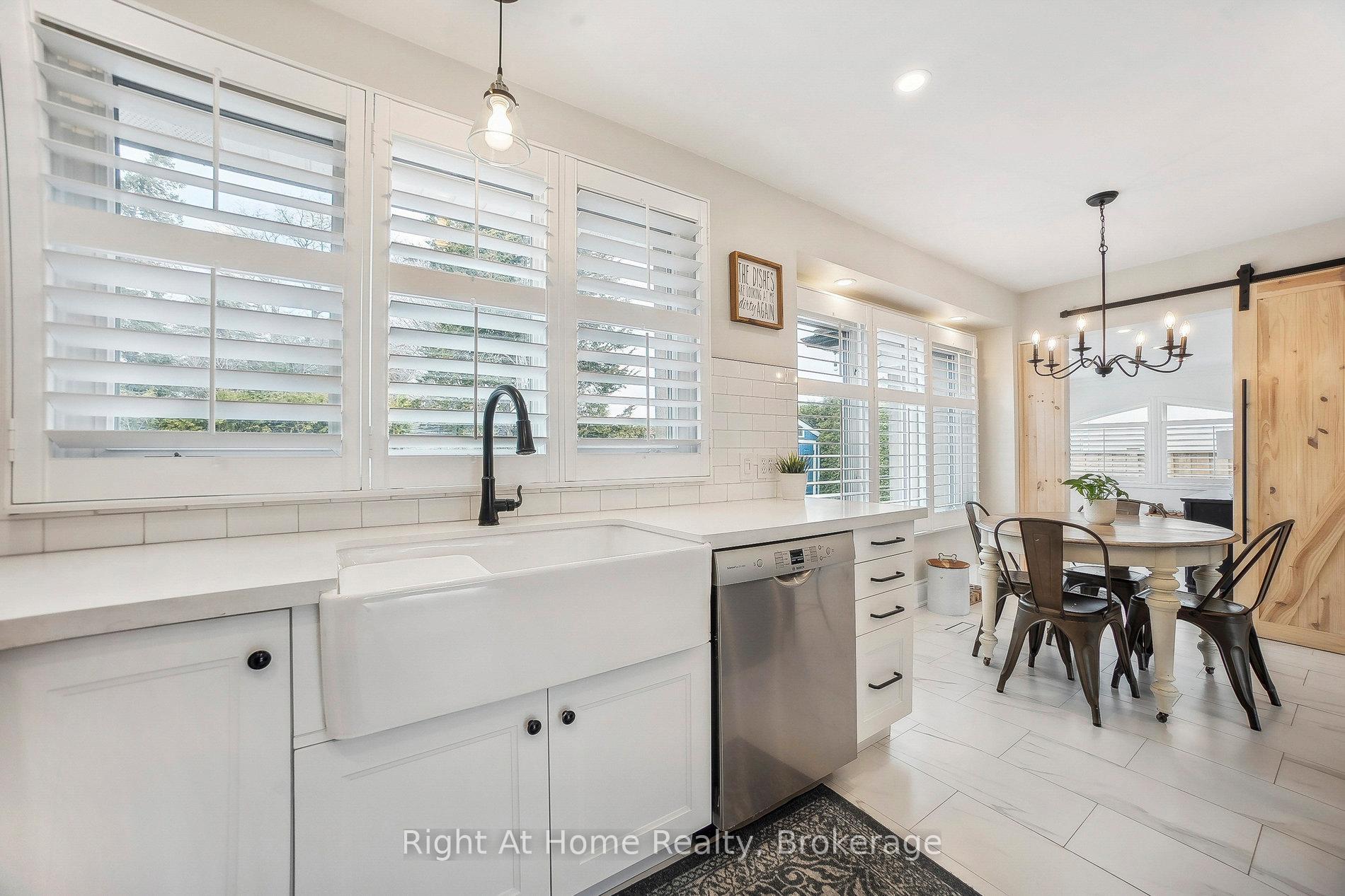 Photo 11 of 7 Passmore Street, Hamilton, Stoney Creek — HOMEH