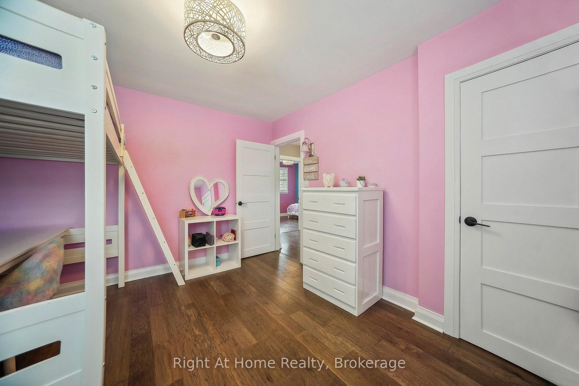 Photo 20 of 7 Passmore Street, Hamilton, Stoney Creek — HOMEH